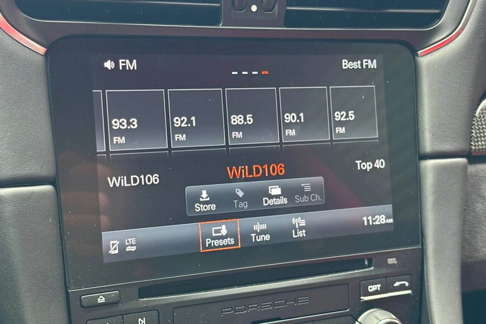 mph020_906736413_1280_0cd215e148