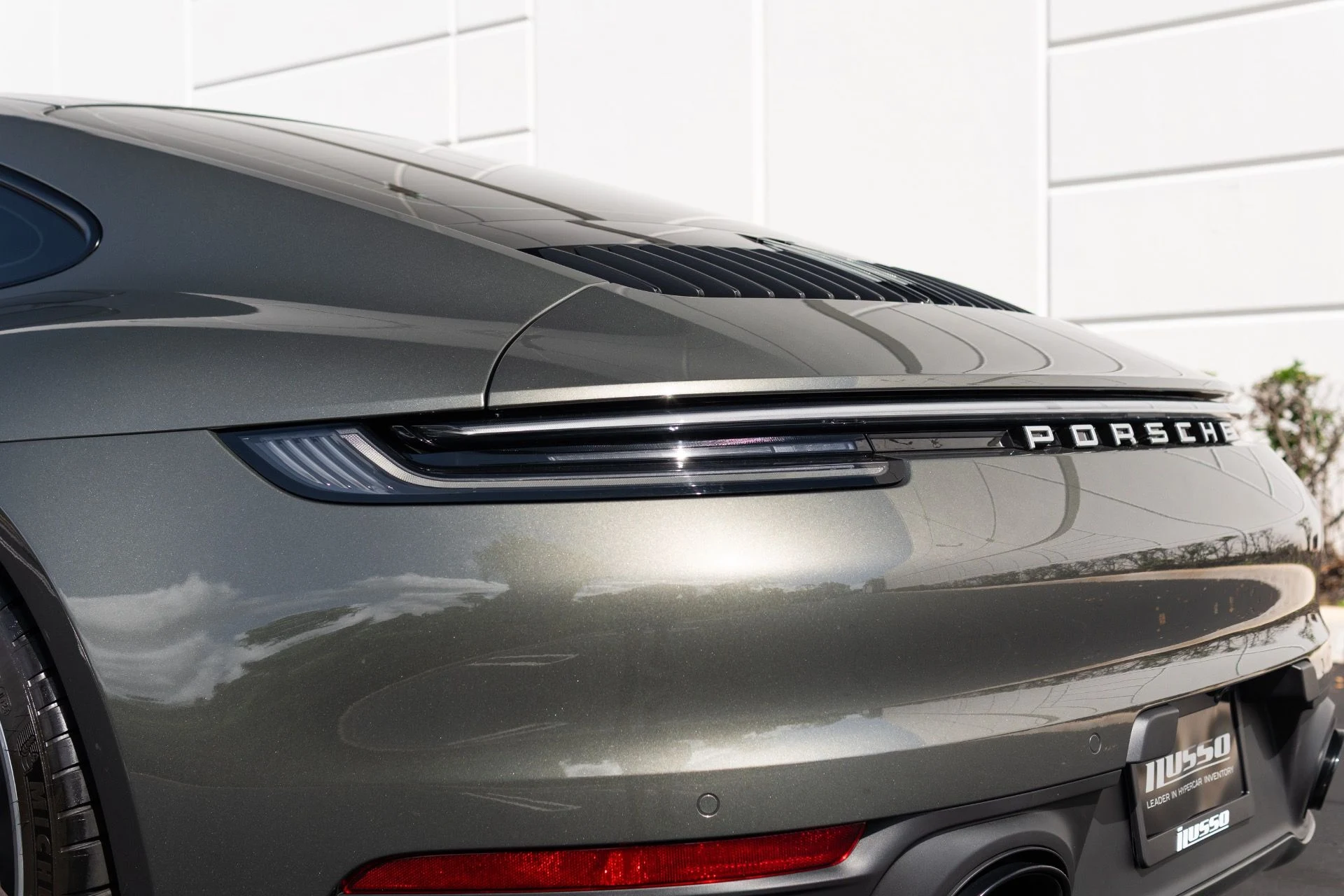 mph020_906866862_Used_2024_Porsche_911_Carrera_1772817619_a9cbadfb8e