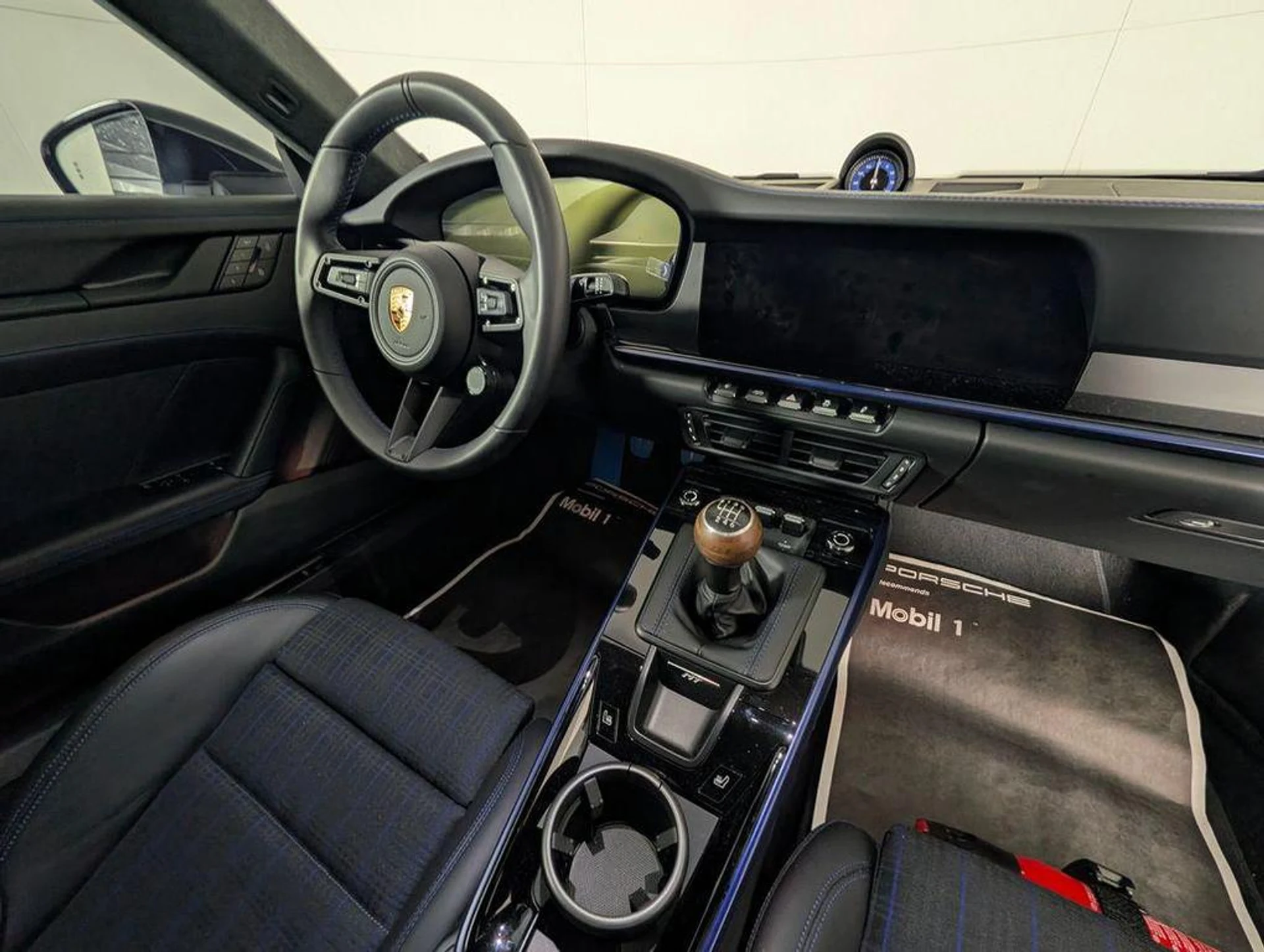 mph020_912388746_v_Zw3ohx_U_Tc_I_Fyx_M1_Sw5_TF_Kx_Clo_1d64926e5c