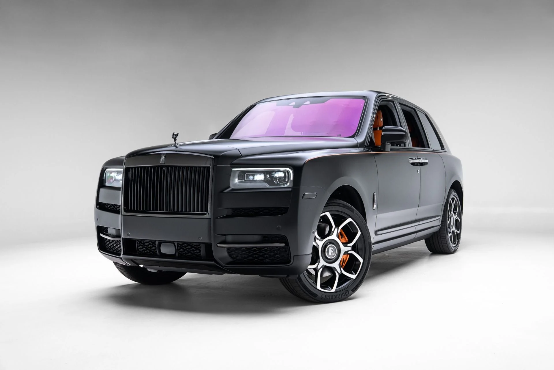 mph020_912504664_Used_2023_Rolls_Royce_Black_Badge_Cullinan_1775515525_7d74f355c5