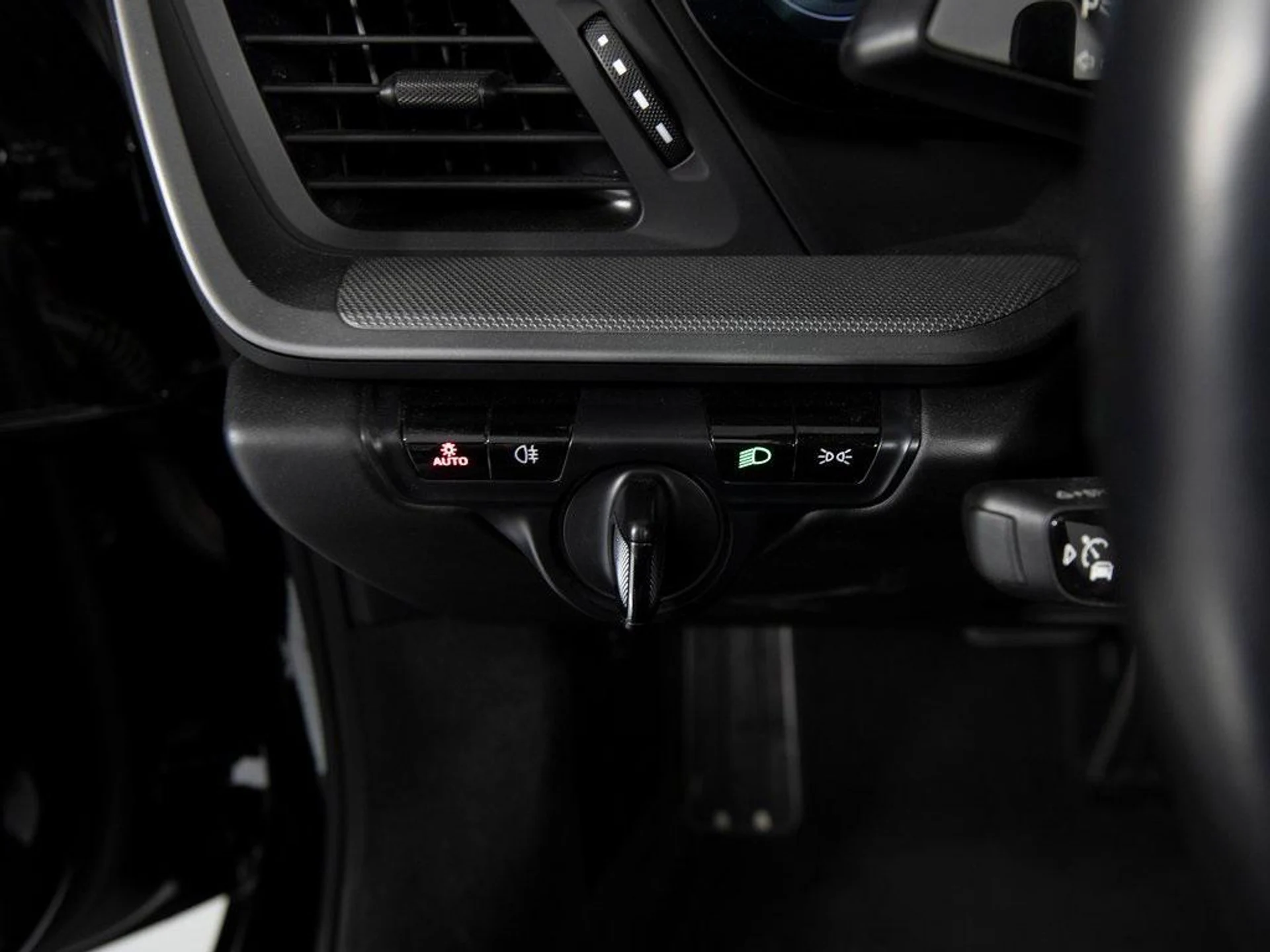 mph020_912510815_Jq_V9_Xv_Wdxe_E_Psfdl_Zepoqdr_Ikv4_5cb56f2ec1