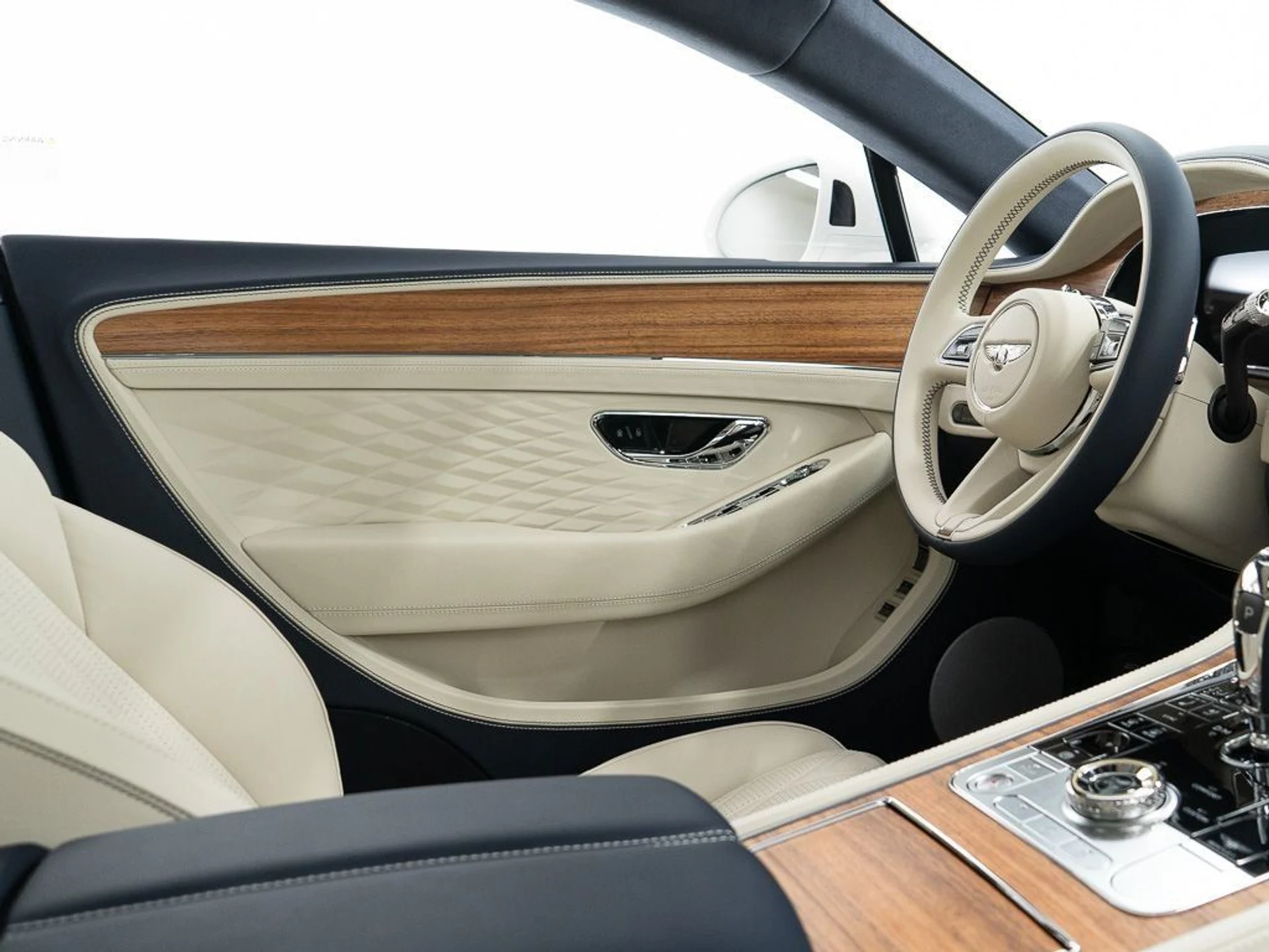 mph020_913968623_cb91d3f11656bc7a3aa75f194c02b596_bbc410e81a