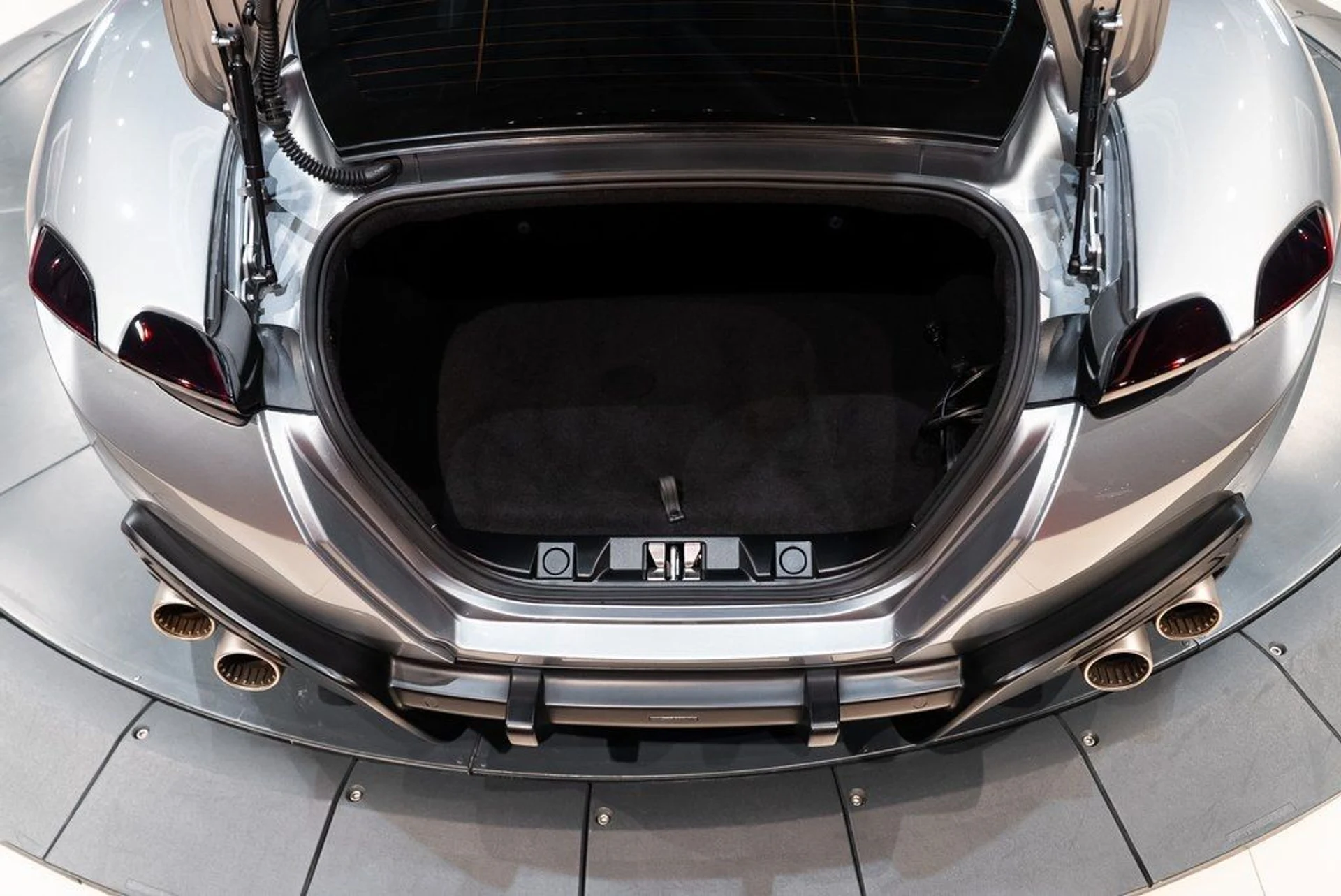 mph020_915013489_e043b1cd5dddbbec4de41ebbcf4940ae_82c0a0b1ee