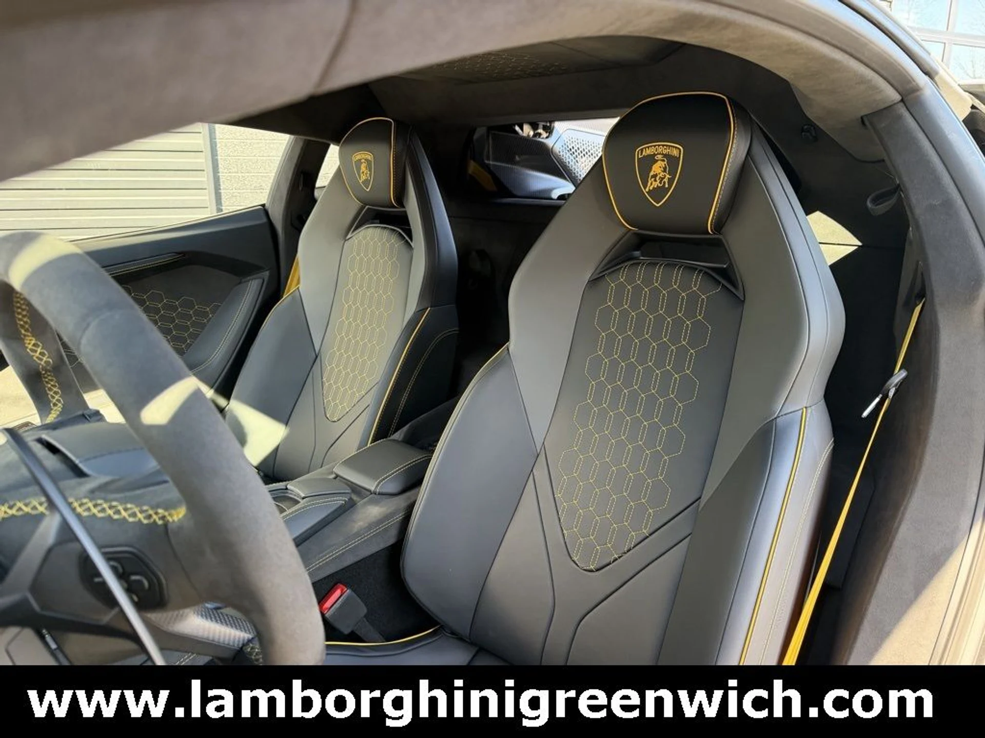 mph020_916775524_0a6a8301632c6e02f22cfda79c0c7b3ax_10e0b6dda8