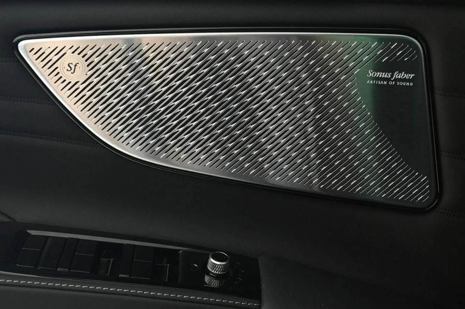 mph020_921703607_new_2025_maserati_grecale_awd_11350_22975645_20_1024_ad14605fcd