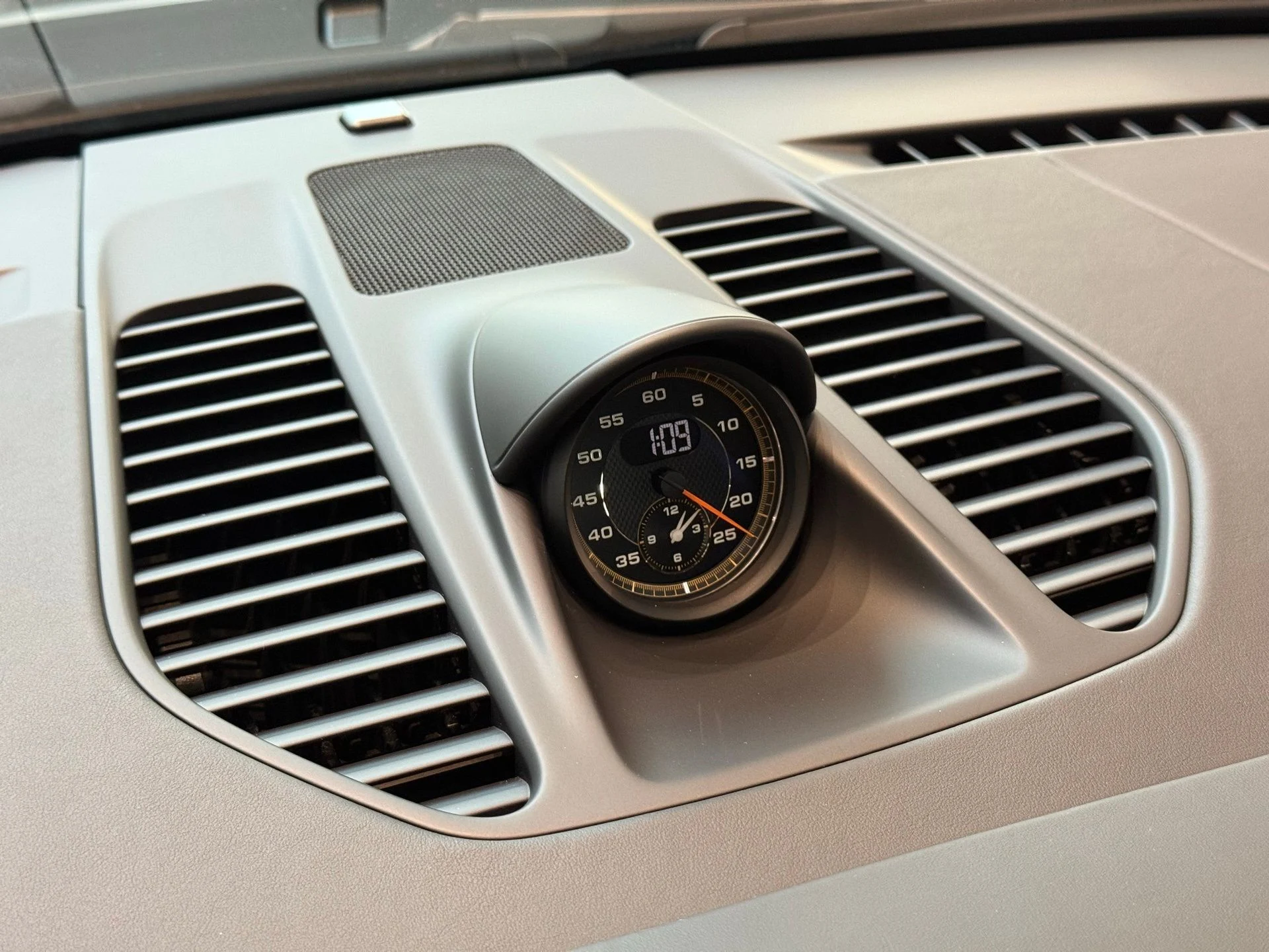 mph020_921989928_4f625175af880b9b91c66f0cf8aa35ce_dc5e138ae1