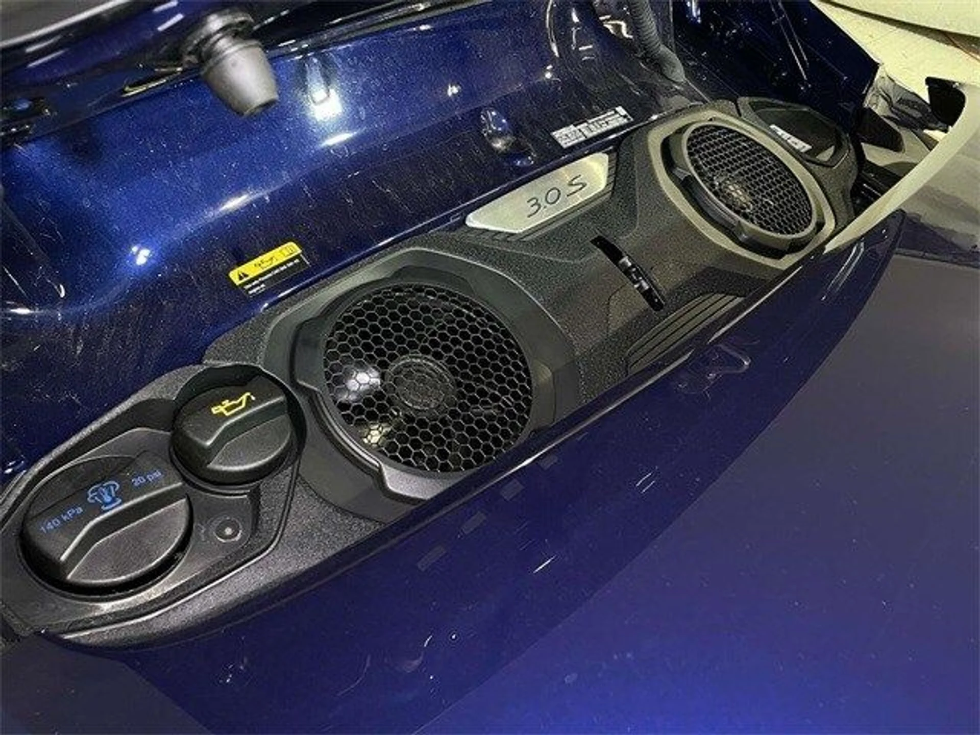 mph020_928917427_014a0f31a3831e7f806a511e80a3b53bx_af9010ed88