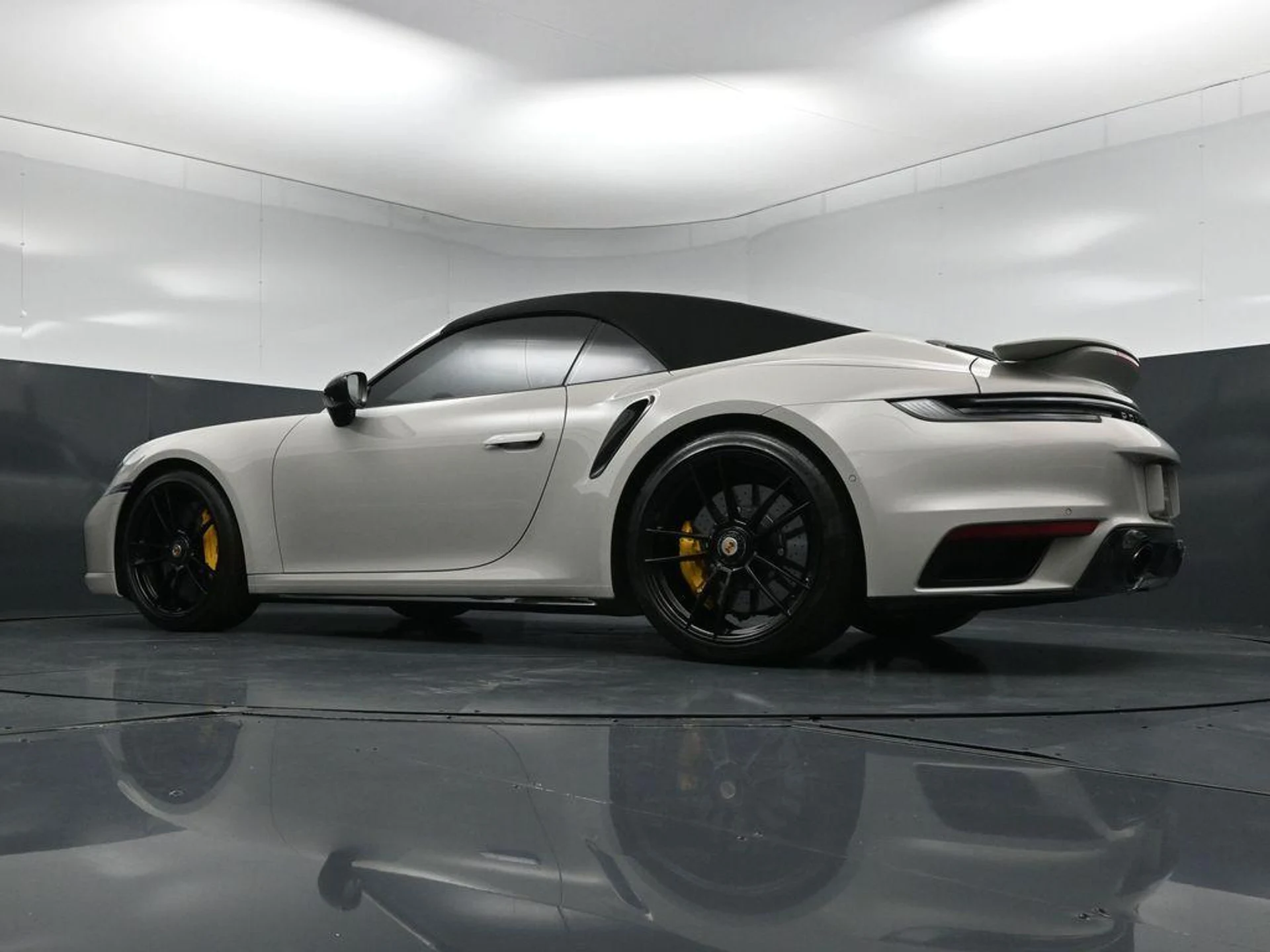 mph020_929947482_Jx0_O6_D5d_UGLUS_1_V4_Vu2q4_B_Z_Eg_a041e442b4