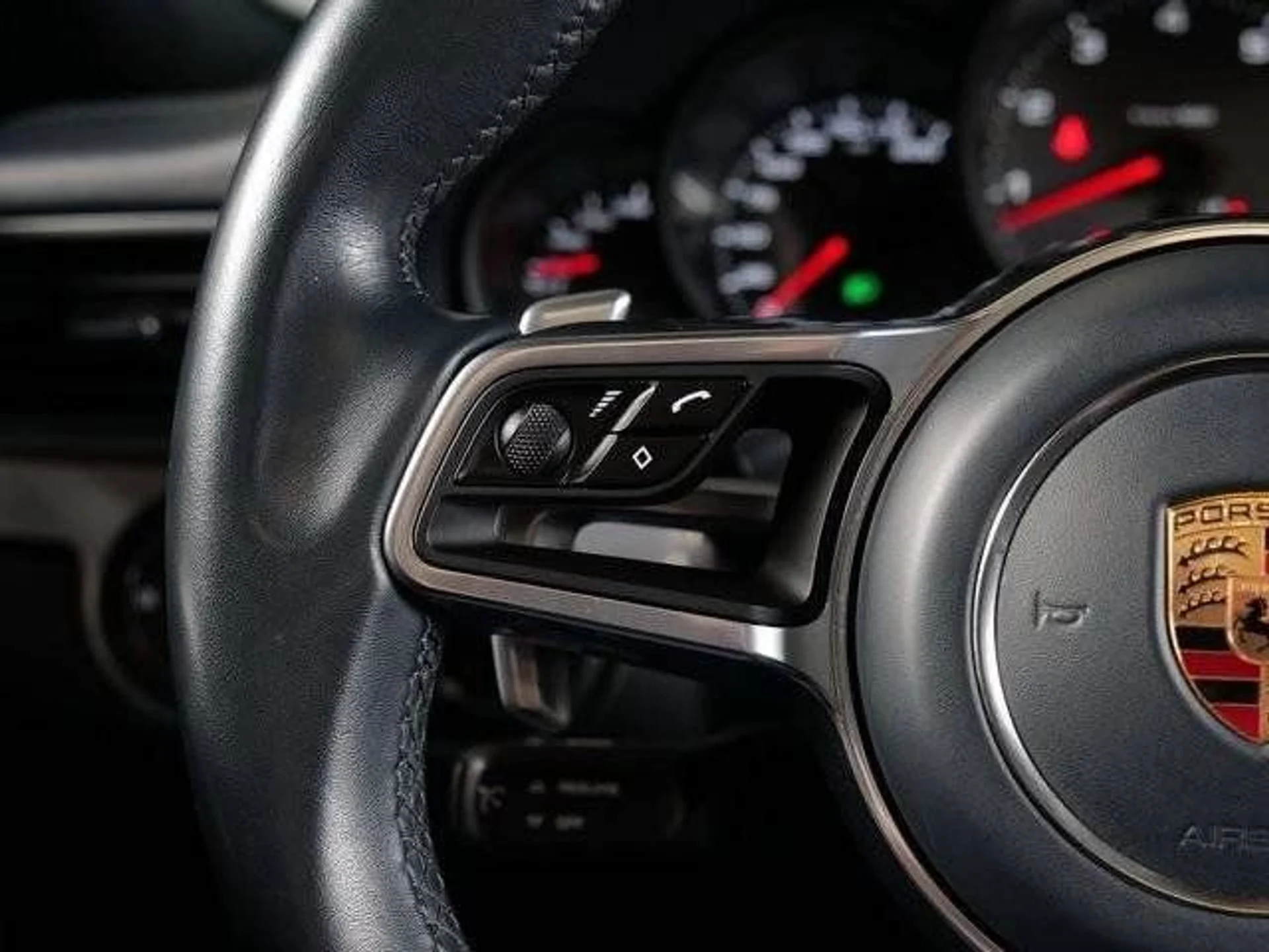 mph020_945038381_70a2d94c737da17a0ed8896f21822449_6dff08232d