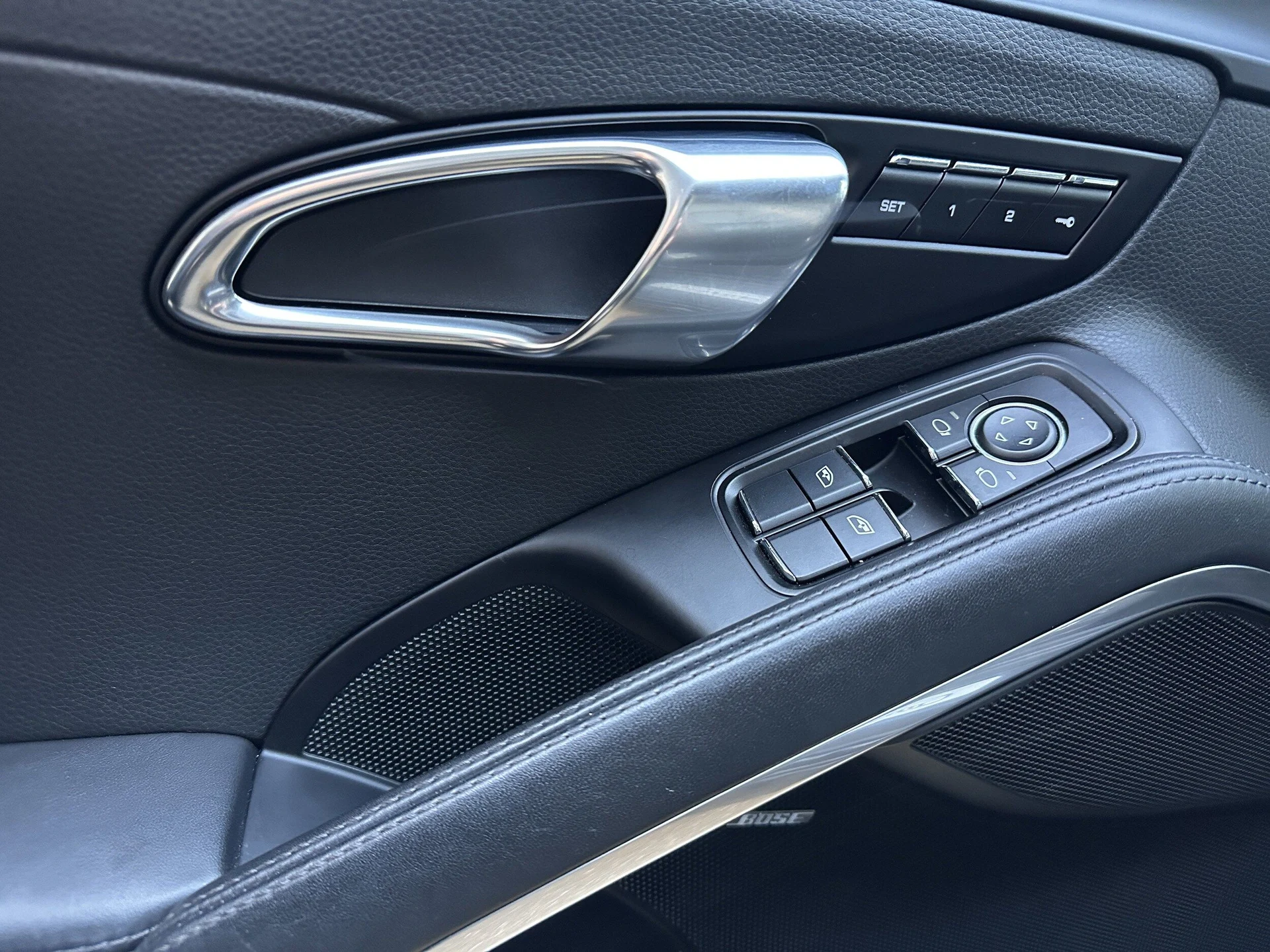 mph020_94720589_bae422a4ddddd629139def837be36ae6x_1ef2a02e3c