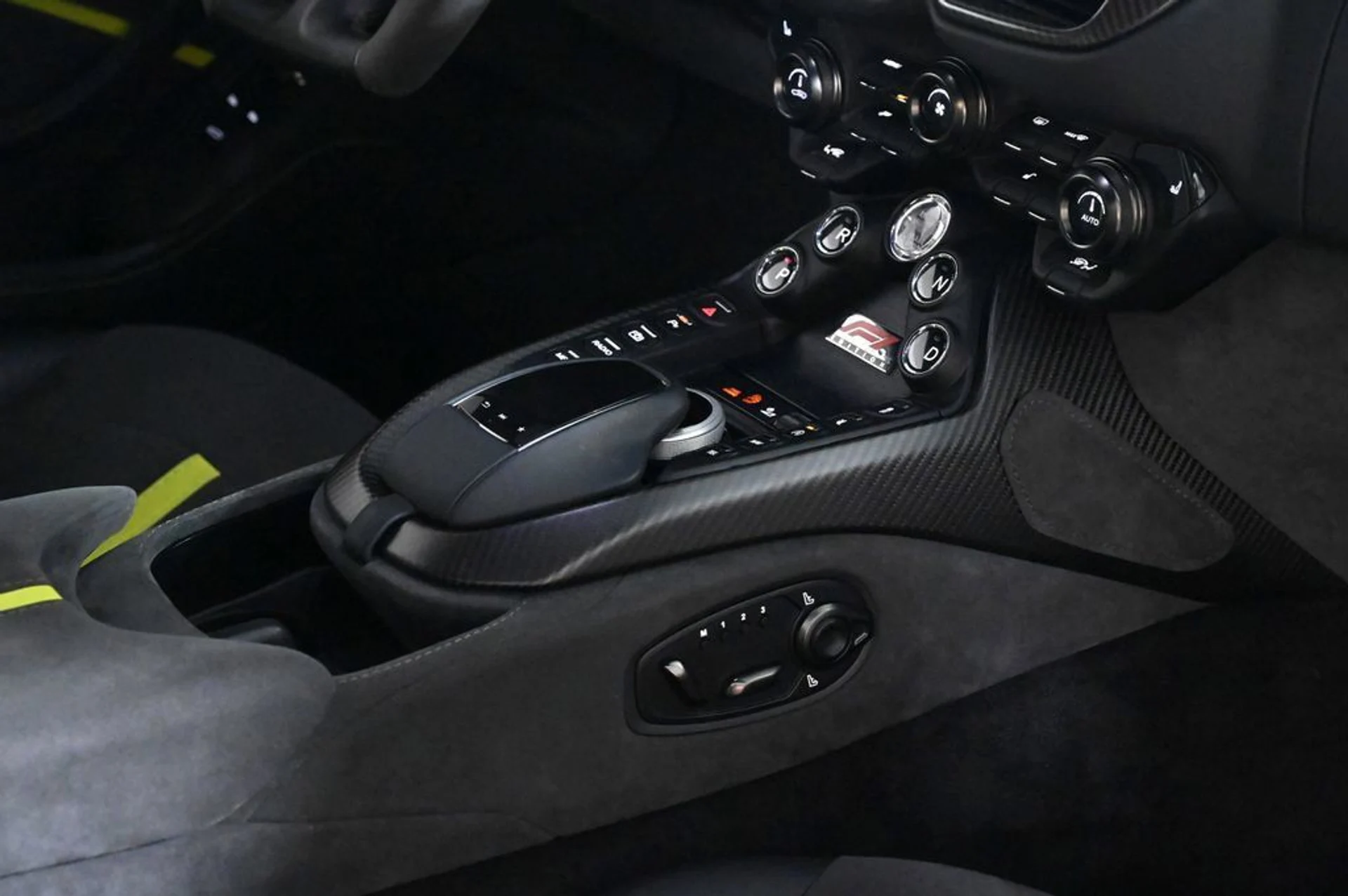 mph020_949456206_used_2023_aston_martin_vantage_f1edition_11350_23029594_21_1024_cf9f889e6a