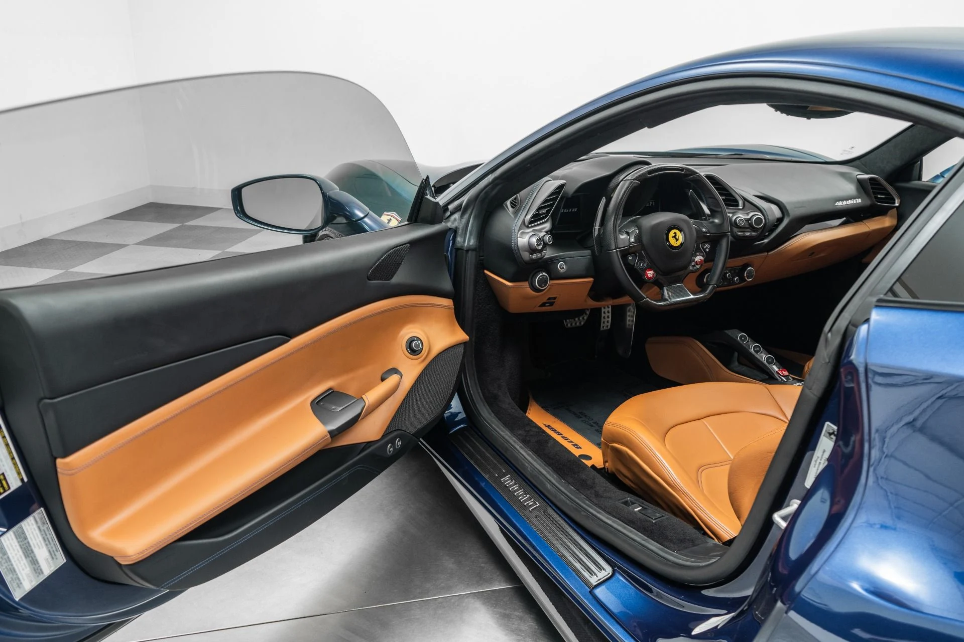 mph020_955466695_Used_2018_Ferrari_488_GTB_1778536187_3c9c36f49b