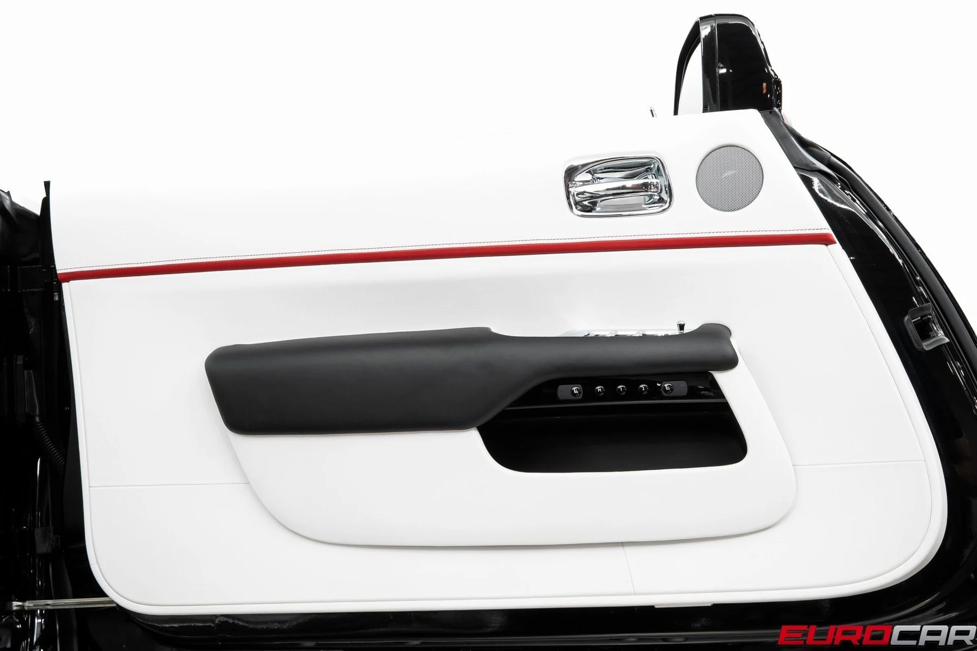 mph020_958087329_image_21_78595b35c7