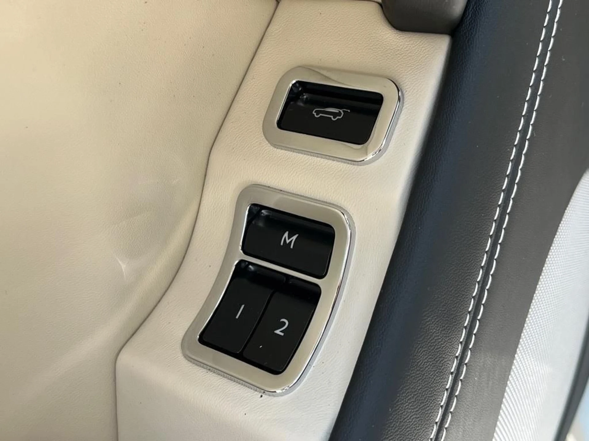 mph020_963562096_cdf7b7bef4c1bd0eca0fb02b0270a5a1_dde0ff1e6d