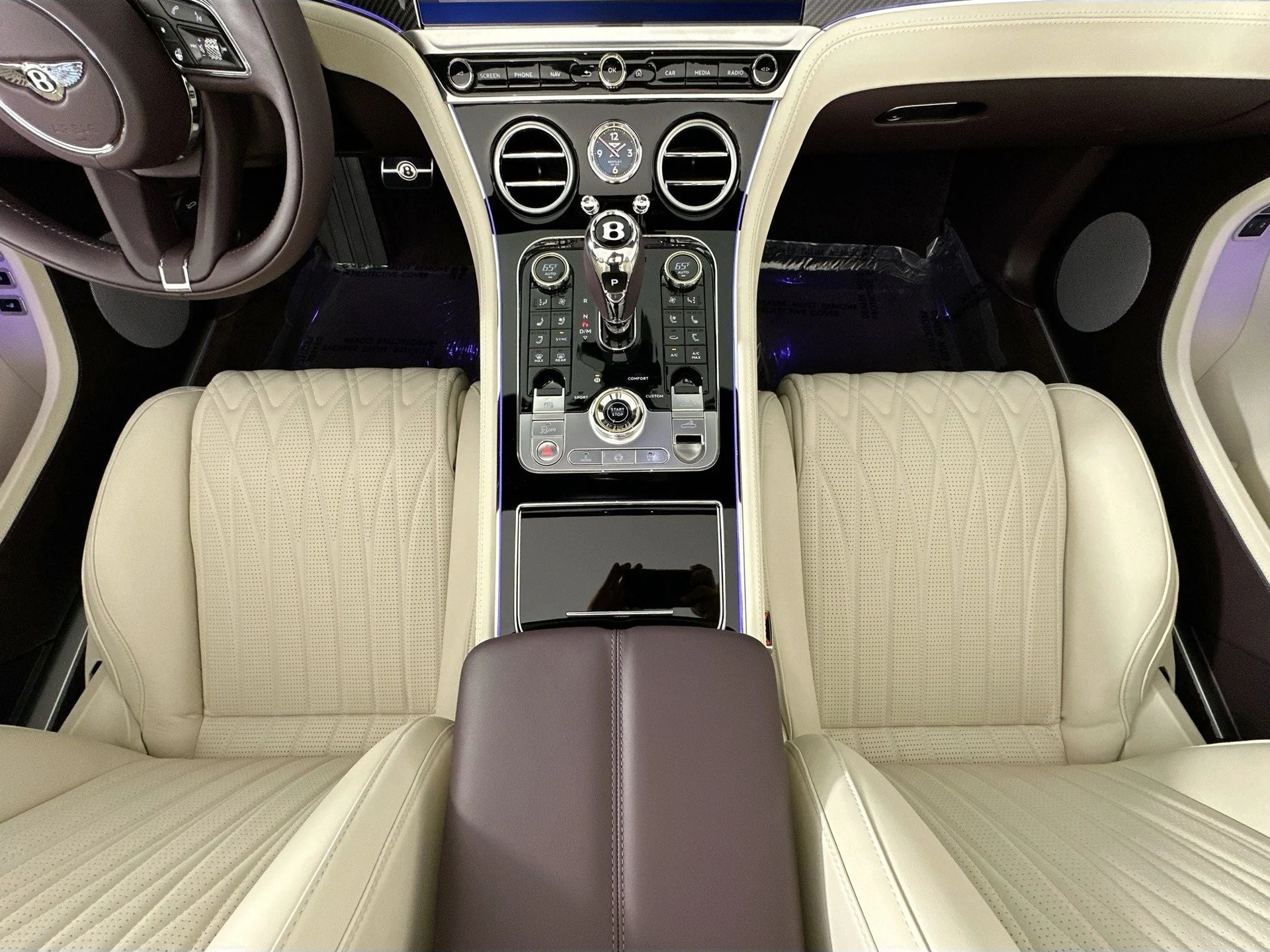 mph020_96572954_21_8961ad74e7