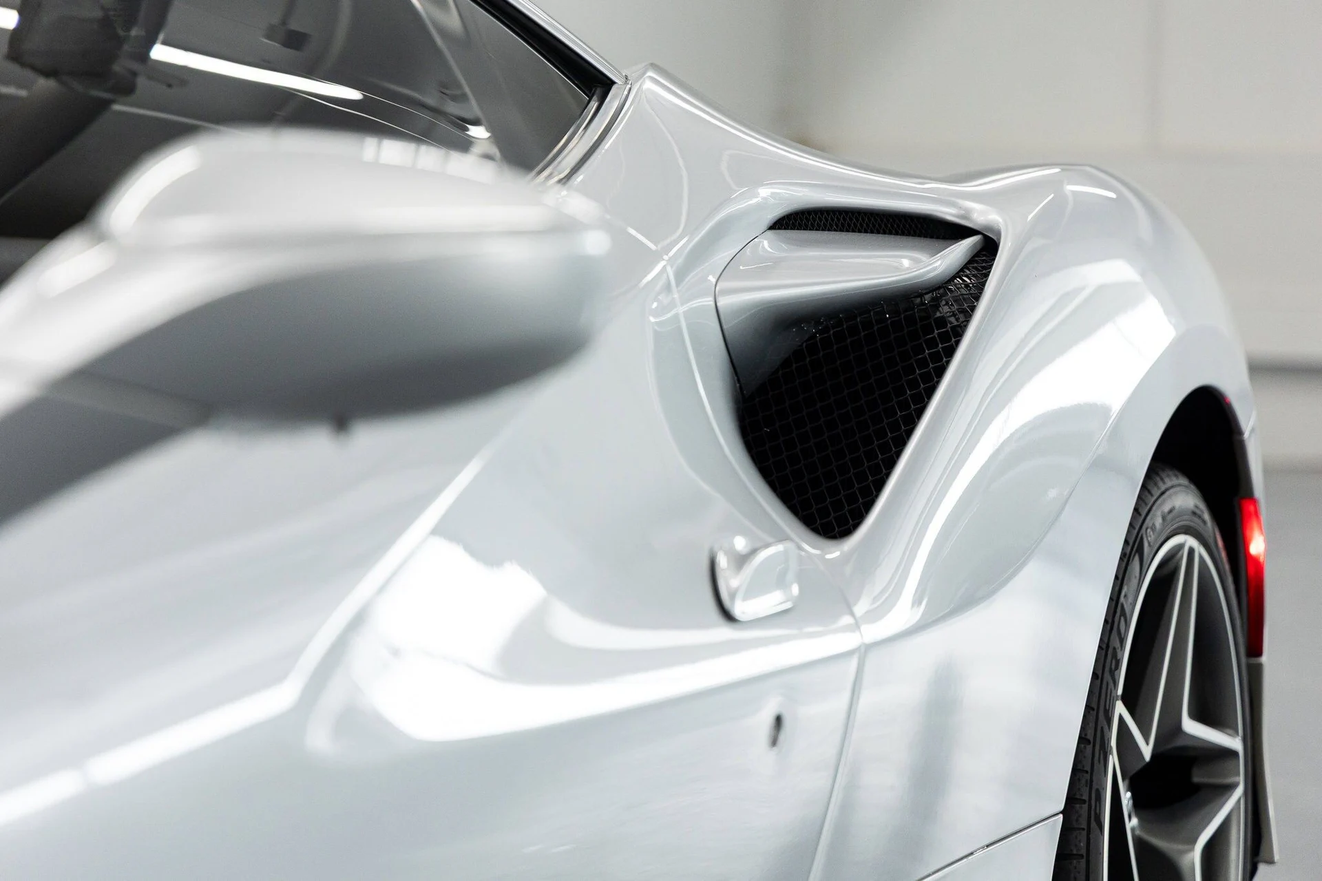 mph020_968354798_80edc32f7474bb771a08d9433bc8a689x_5fc989b312