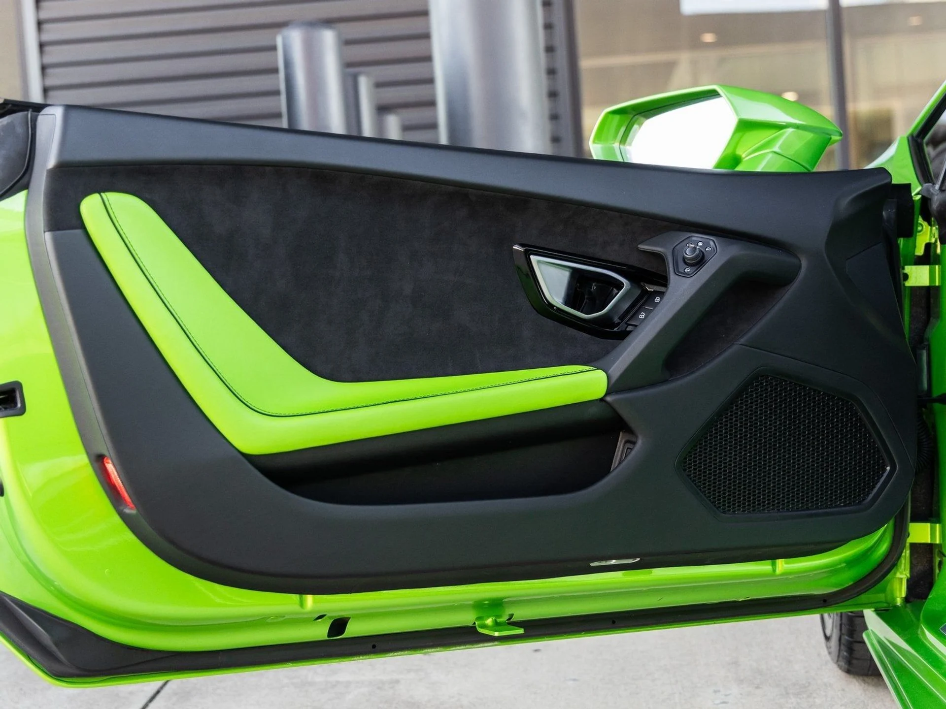 mph020_969383702_21_7f2c3ae9f5