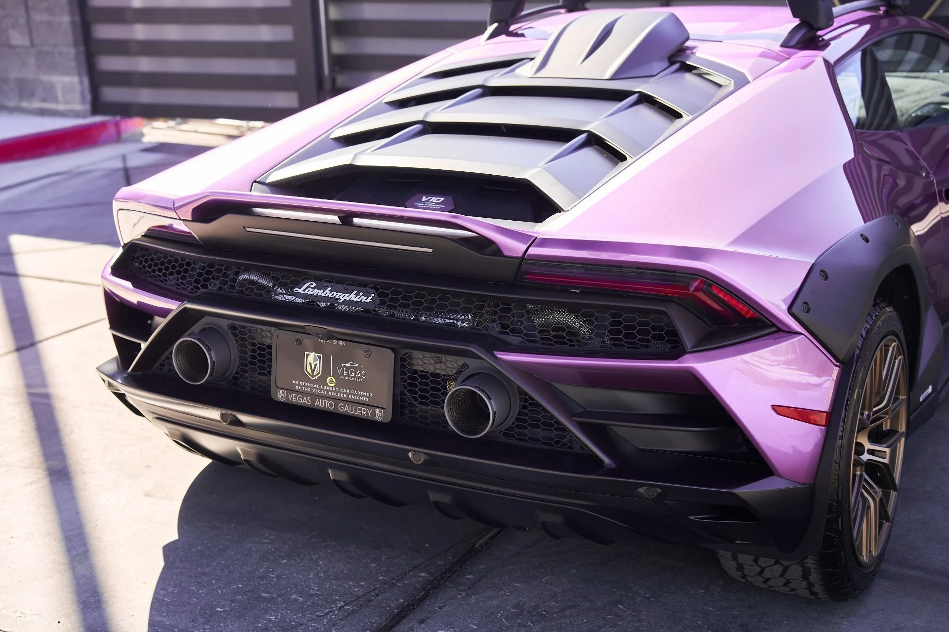 mph020_974286504_Used_2024_Lamborghini_Huracan_Sterrato_Base_1760828444_6093096948