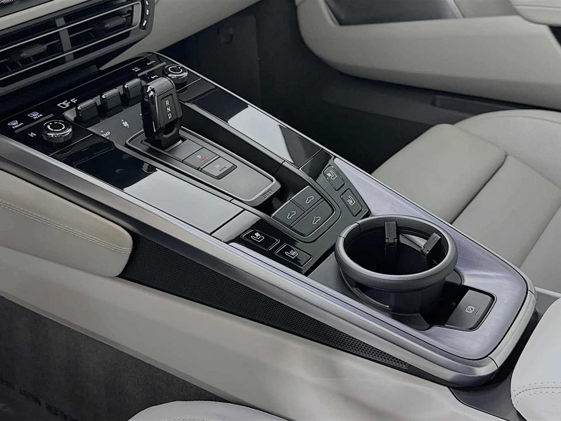 mph020_986255966_f9827328ce8d07eda21de59df70e5821_e260fc15de