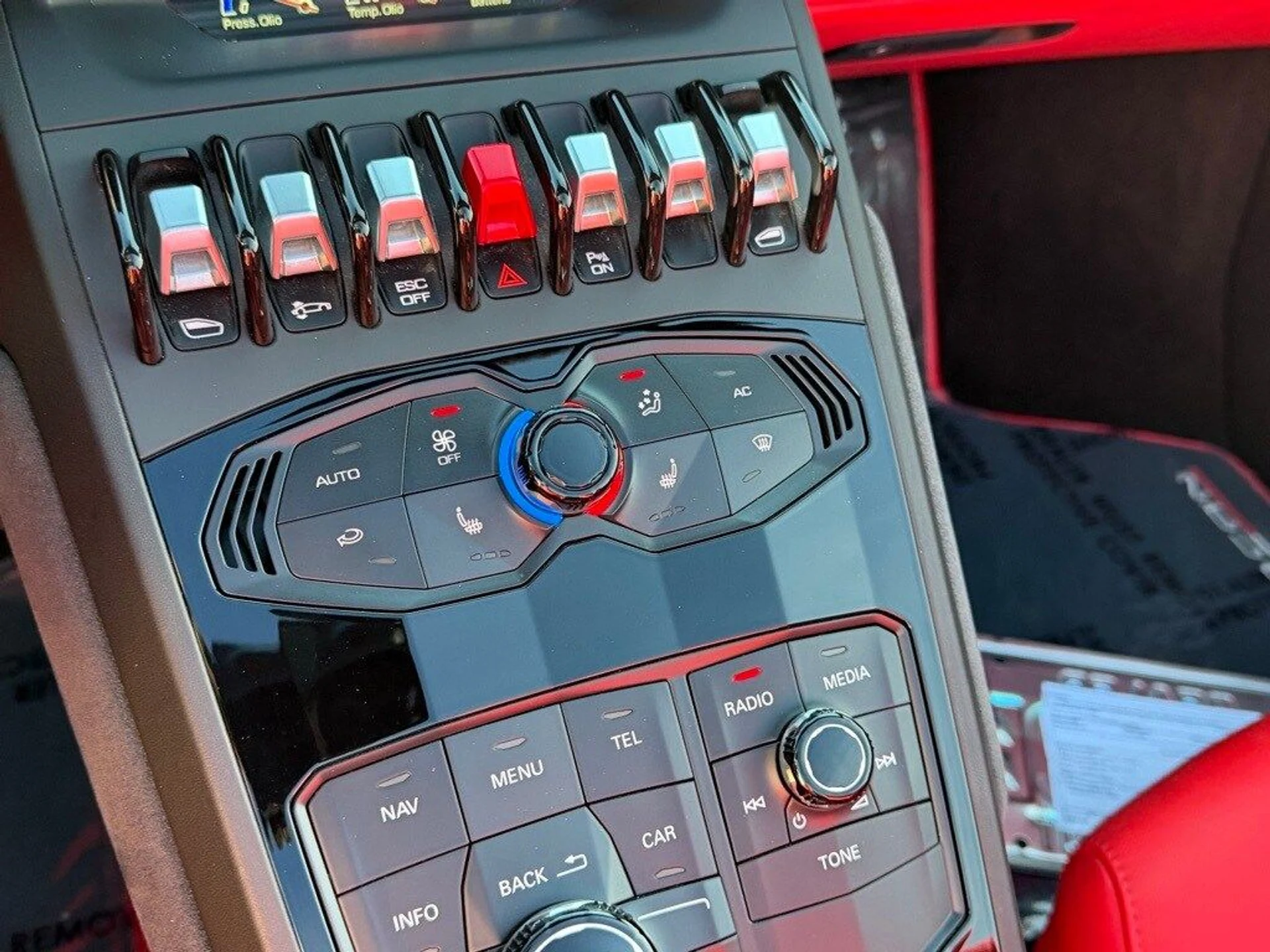 mph020_986330318_3420b6723ce0372e64adf239d92ecc4cx_c9b227ae16