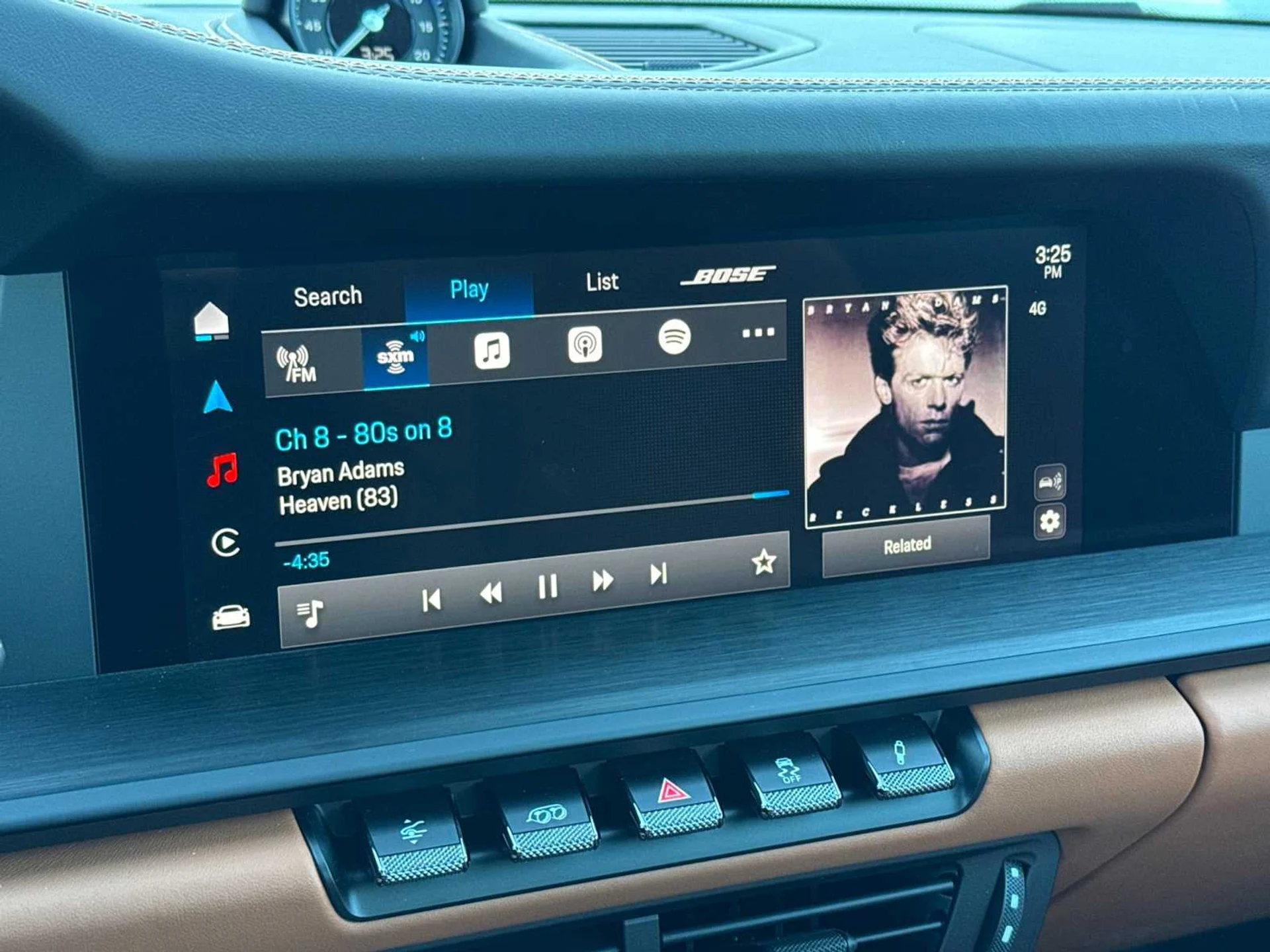 mph020_994896646_eefc4be963547eb85bc07c4b9a948e50x_6bbec28ff0