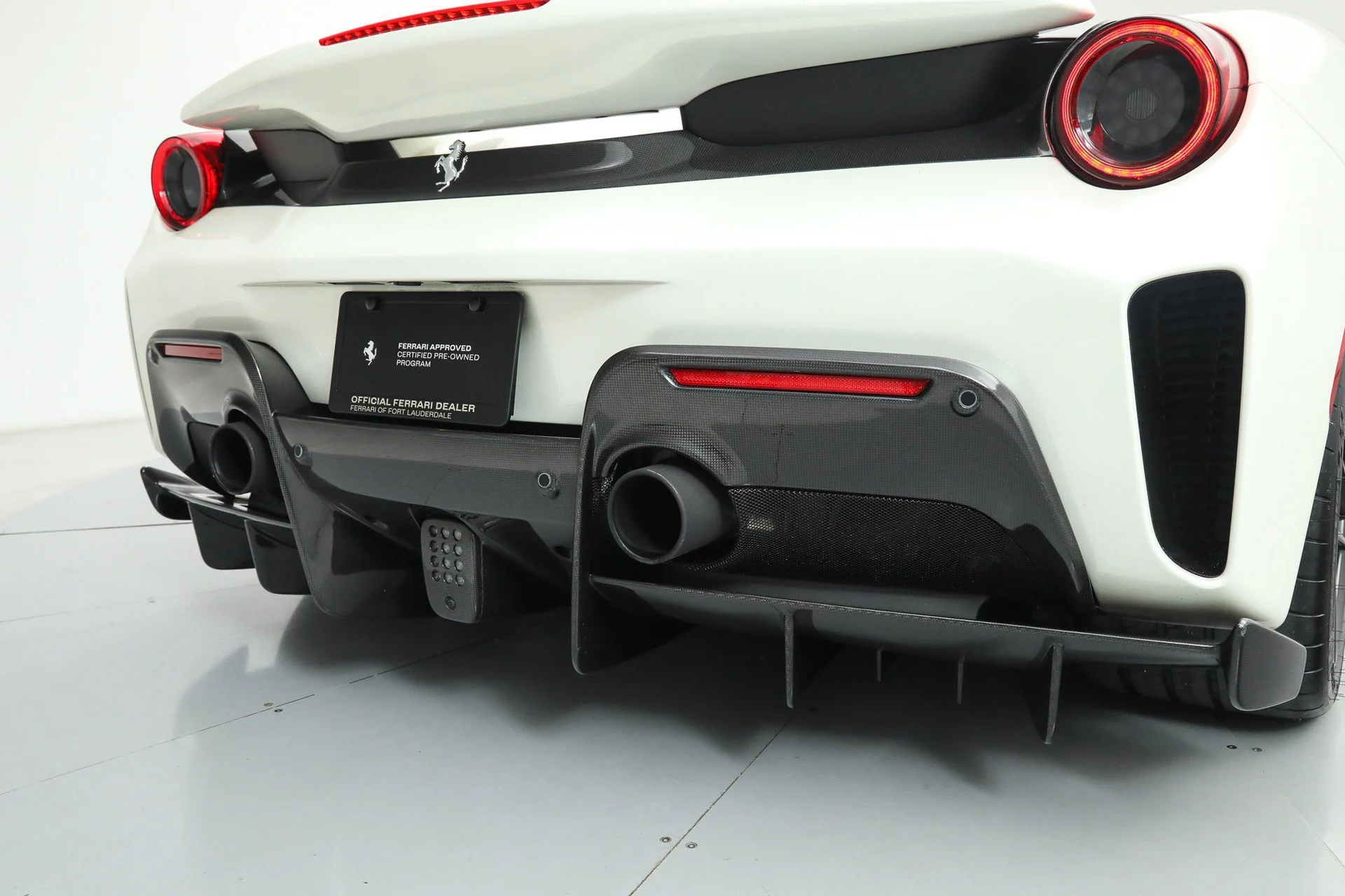 mph020_994954680_c01efbc298fccf9d3508fa125cb4905d_0c0a1274d7