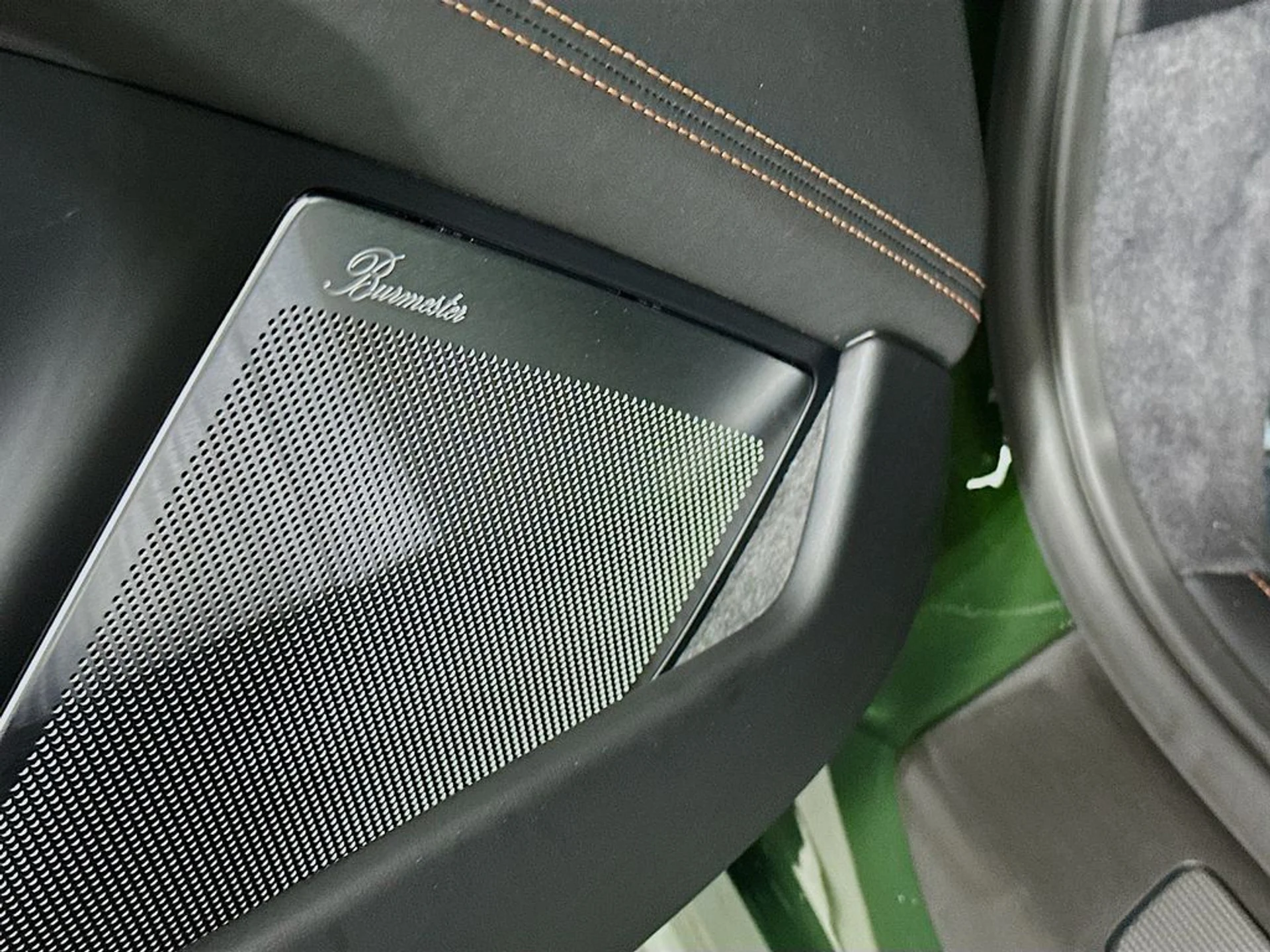 mph020_995941171_e8bfafae7b625481c33b3f1b1bbf3945x_58f91ea890