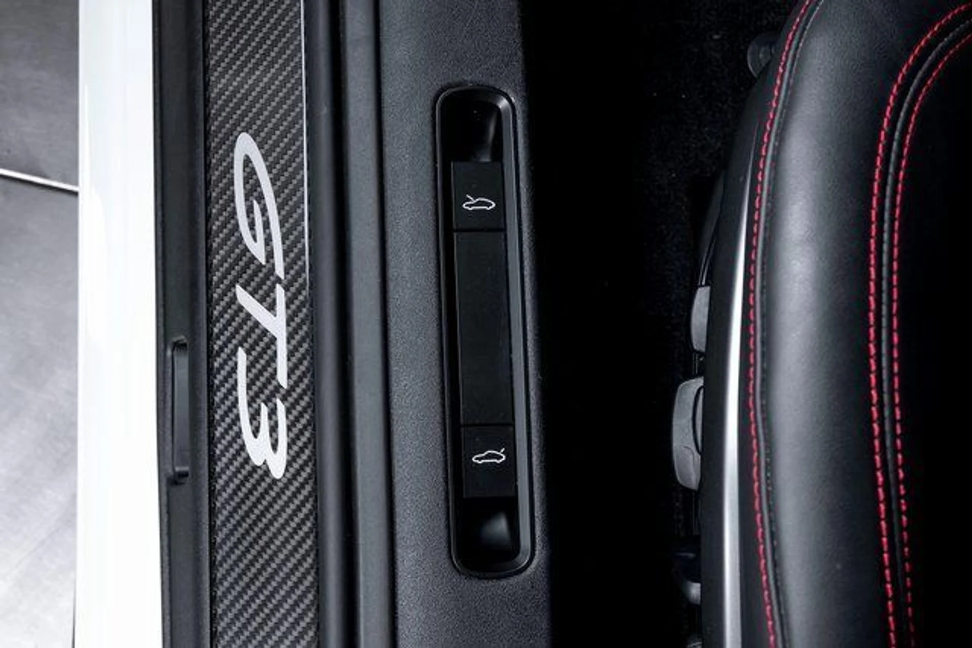 mph020_996132762_d5ebb12b28144ee97c88d5e14a928873x_0d6958f5ba