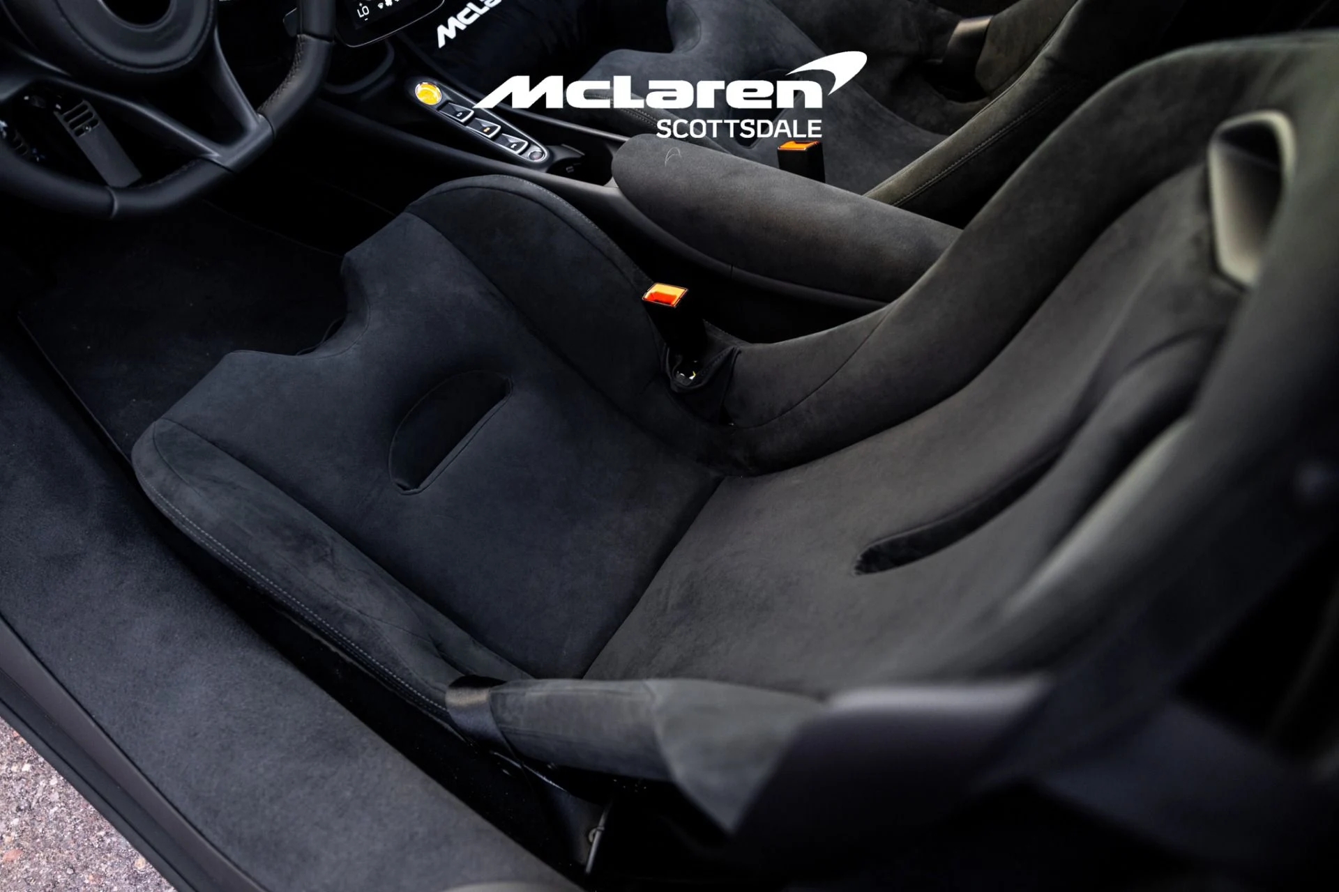 mph020_997901336_Used_2025_MCLAREN_ARTURA_1728156448_962636f183