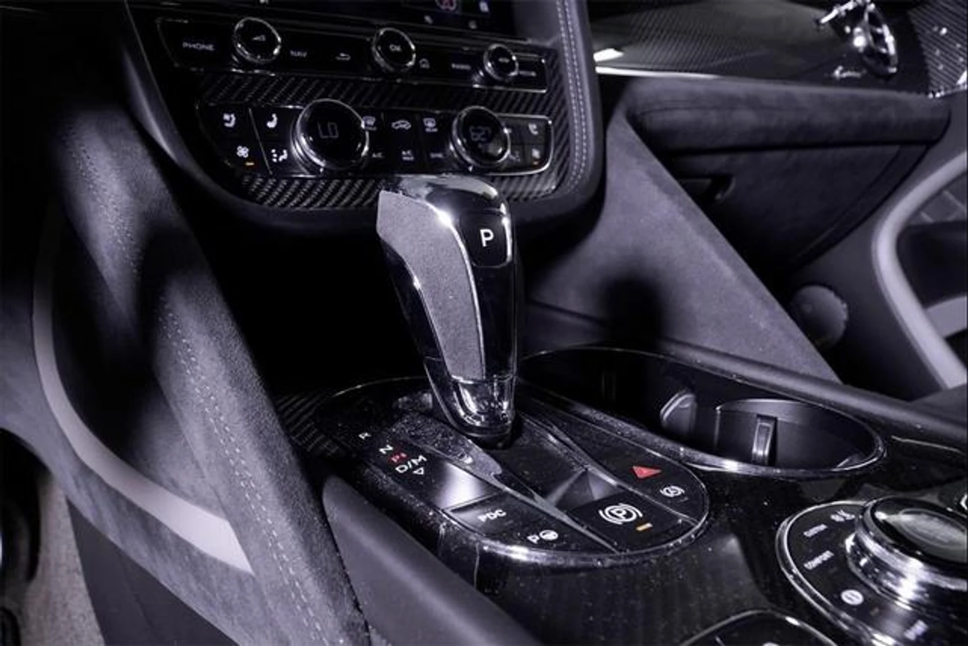 mph020_U_o_ARE_2z_E_Clu_Gz_5h_Ytkz_W7leo_Q_cc38c98f3f