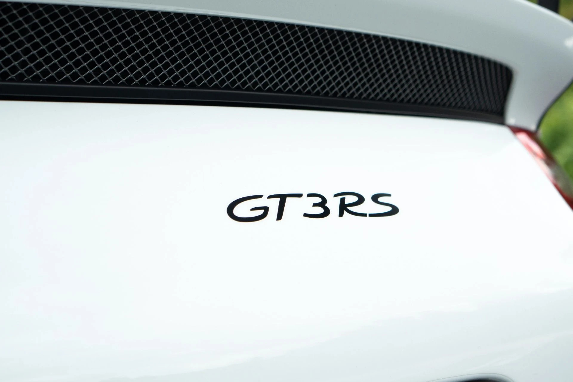 mph021_1002140408_Used_2016_Porsche_911_GT_3_RS_1761756649_3144f104f8