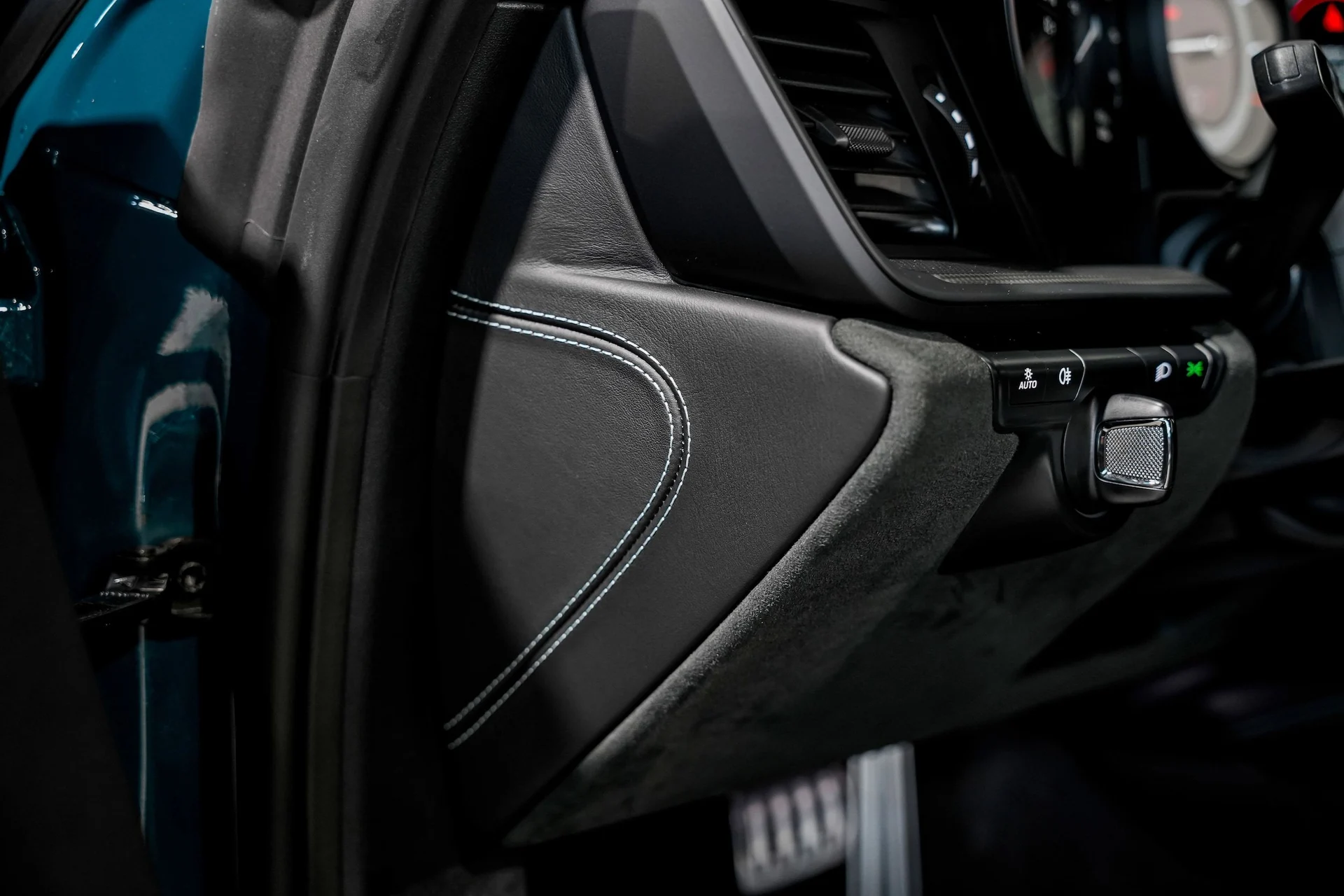 mph021_1004762517_2af1165c0e68fc98f3d525524d364873x_d3ae72469e