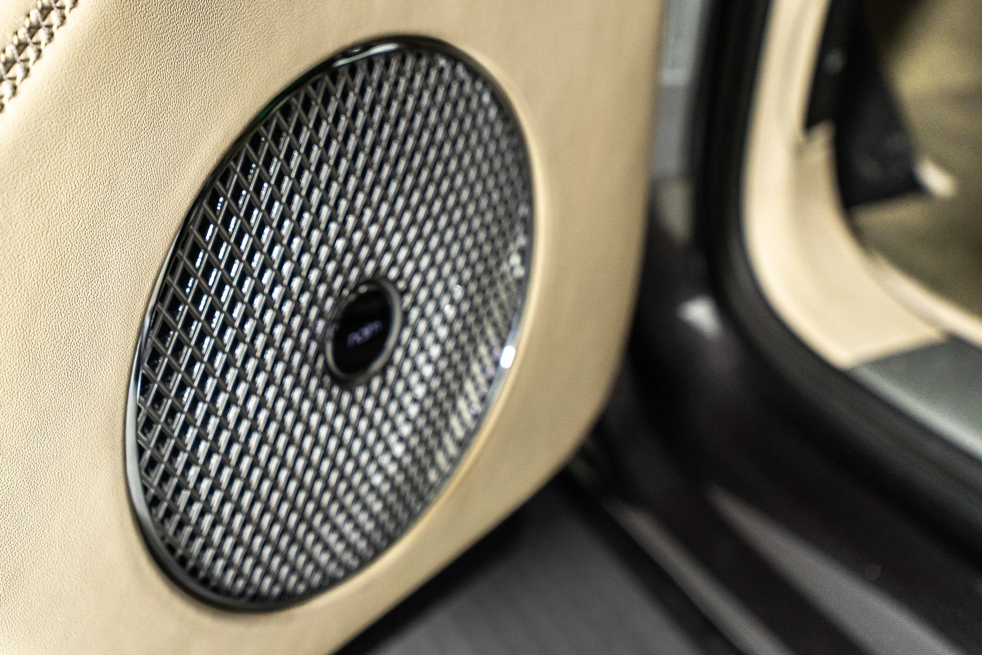 mph021_1005876148_9fe1855f_233c_48f9_a77c_855221440620_d65300fe97