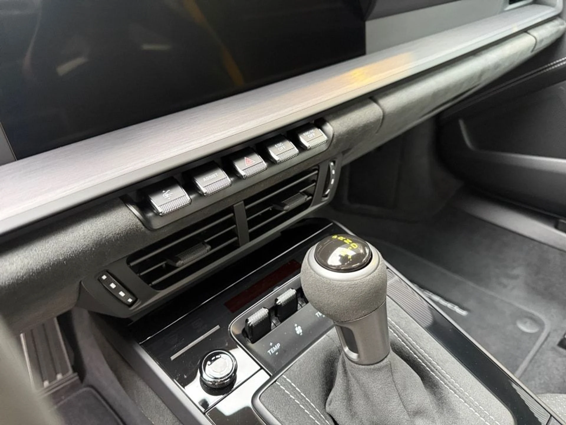 mph021_1020157501_50431ac7000b87dcfb8ac1b903767004x_e1dcf7bd93