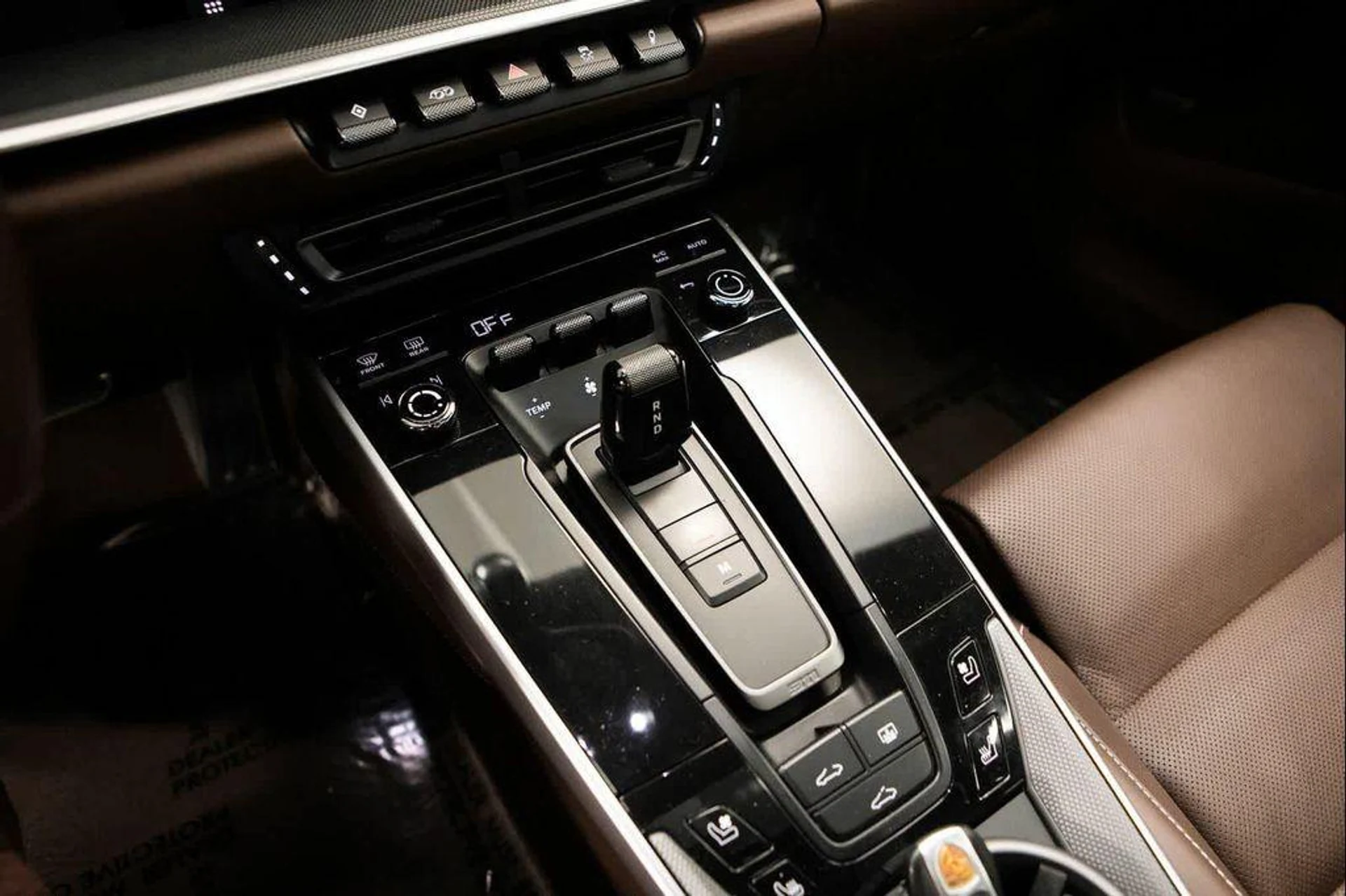 mph021_1025002115_r_BX_9ah5_Urc_Rn_TR_Okq_V_Ia_Yx77g_3411434964