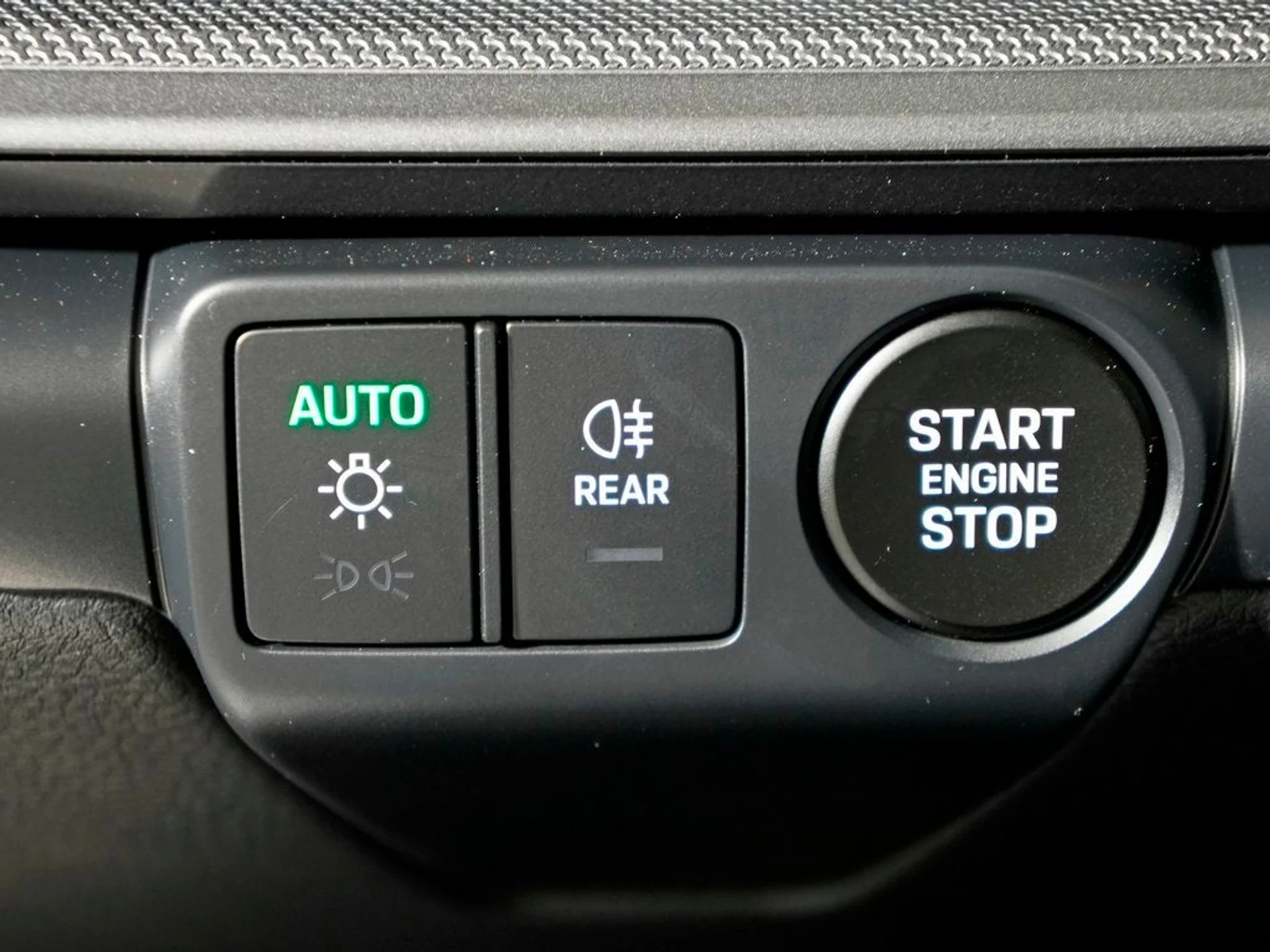 mph021_1033460177_22_cca8c221fe