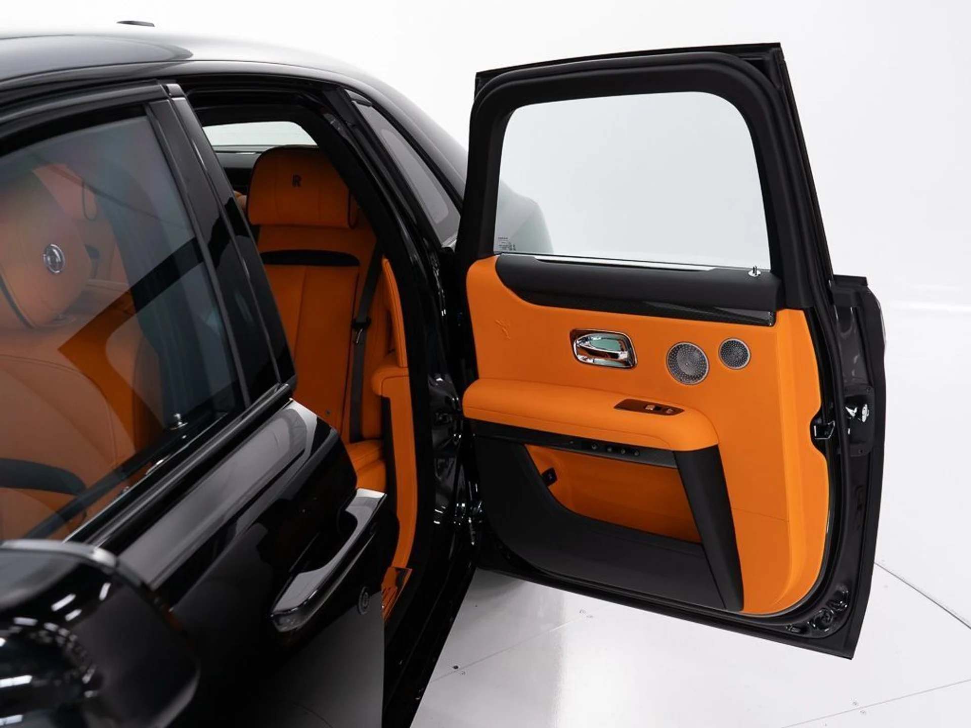 mph021_1039689534_4b0124d3edee5d14c16d0e1646826c4b_50abadae3f