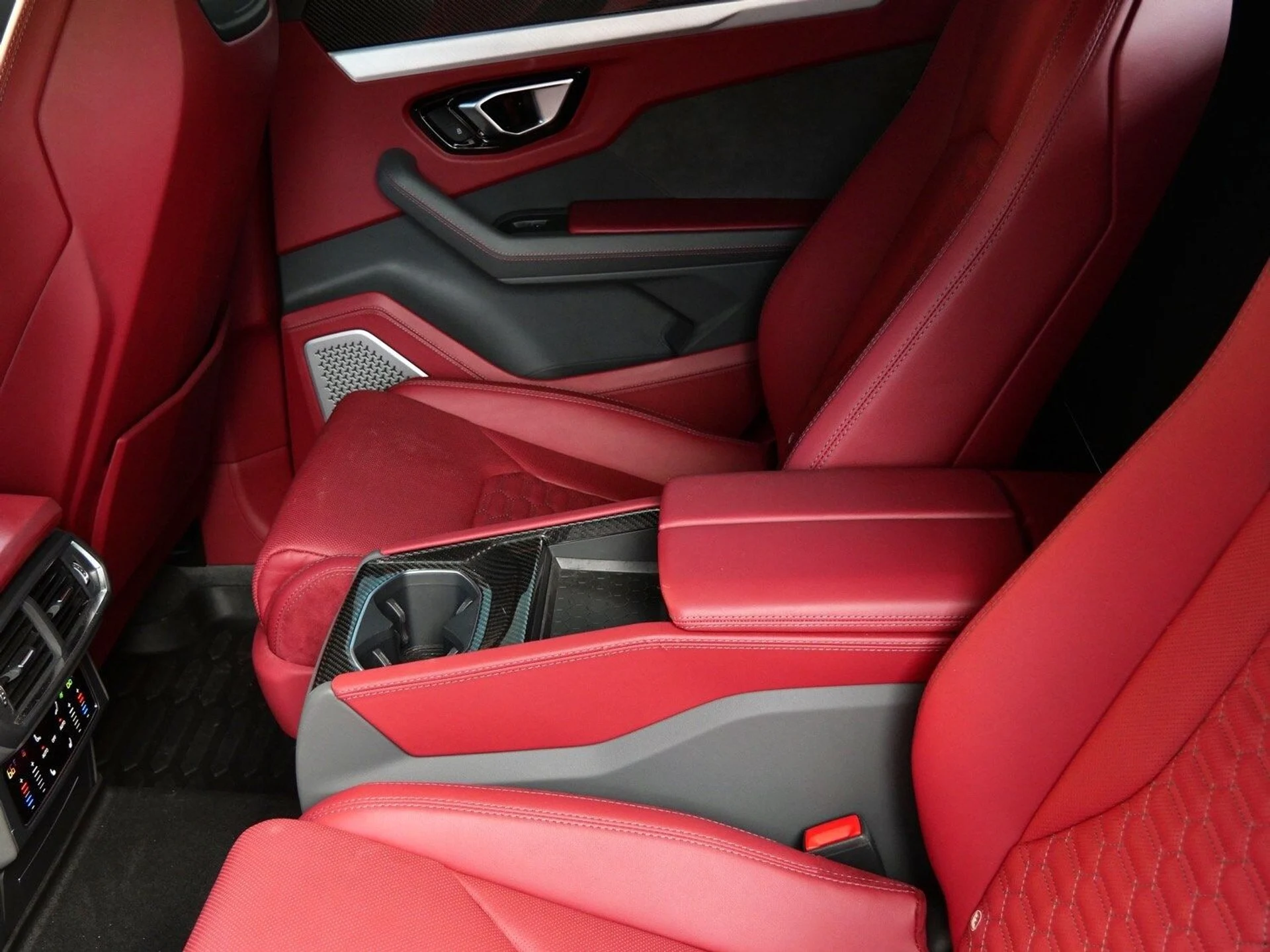 mph021_1040173162_32cc69ea1de27da41fd8f7656016ee47x_fca440f8d4