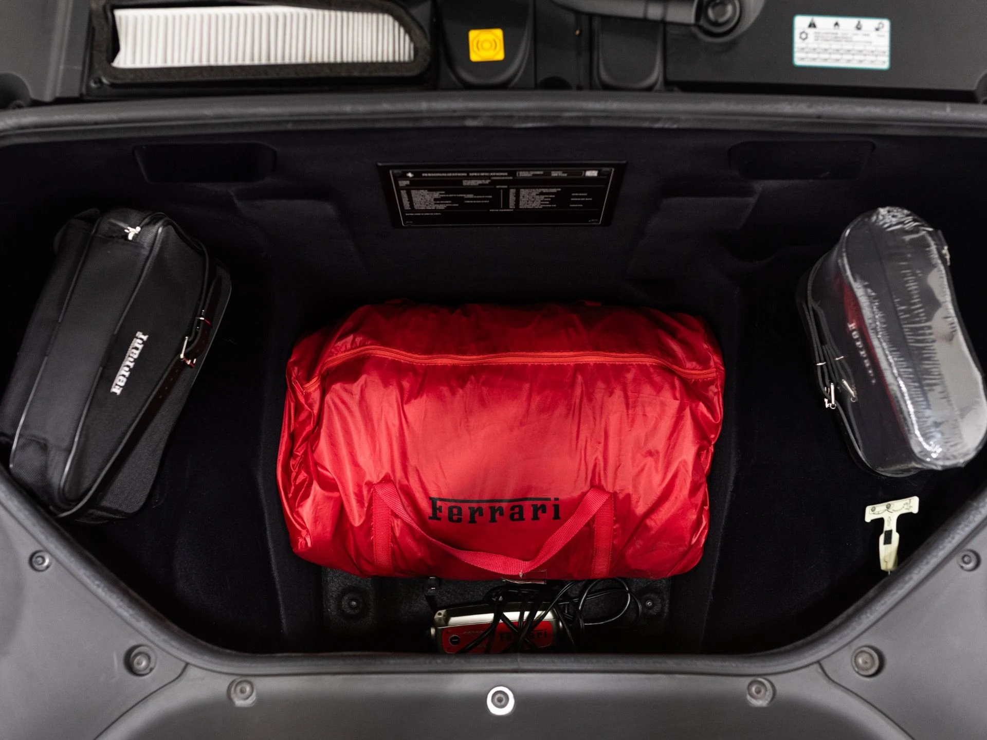 mph021_1041882713_13284_p22_l_19648c3f39