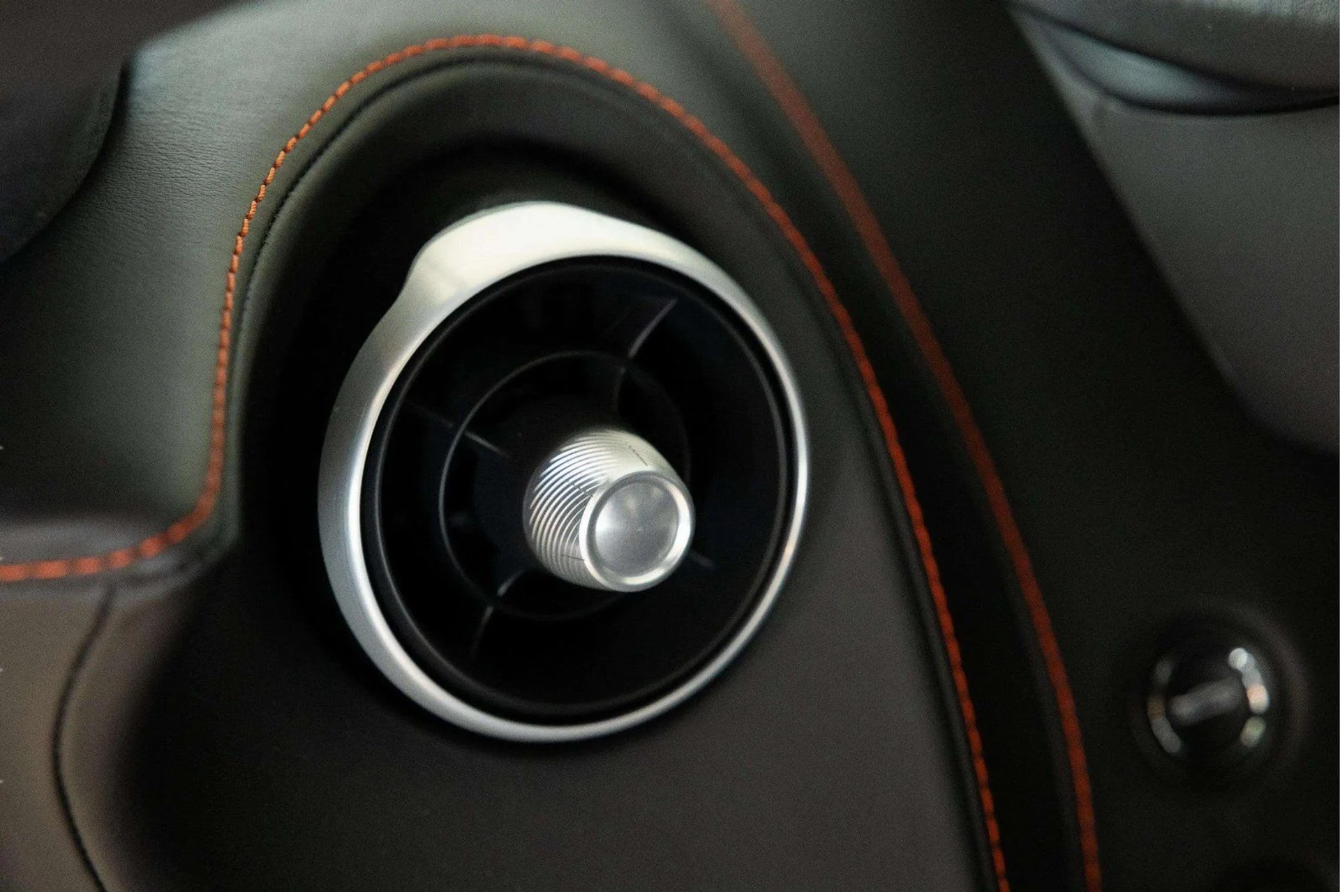 mph021_1047951109_image_22_755c940753