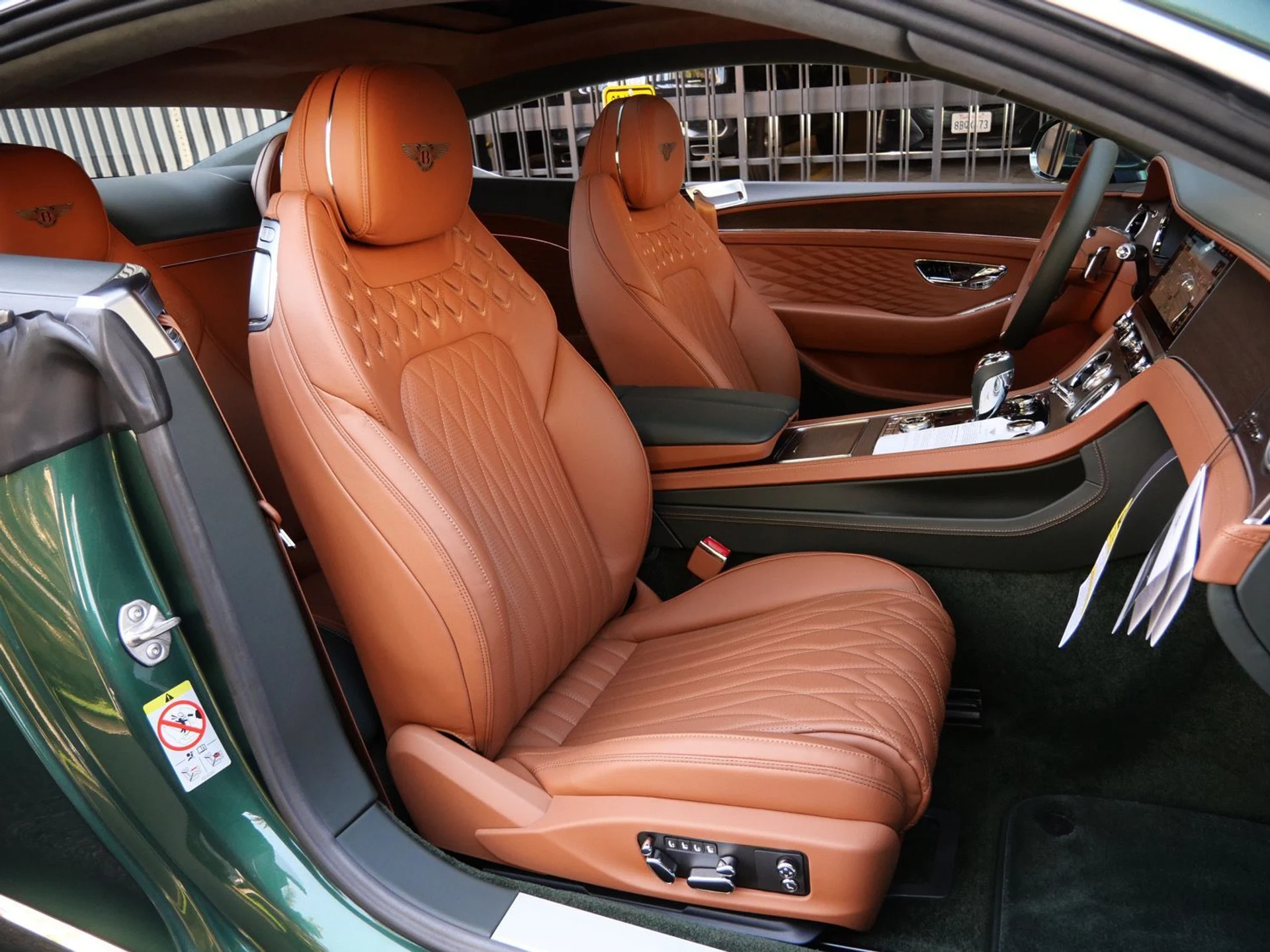 mph021_1056744294_c296fa03d8a27f7c50b7f60696b6fefex_5858142210