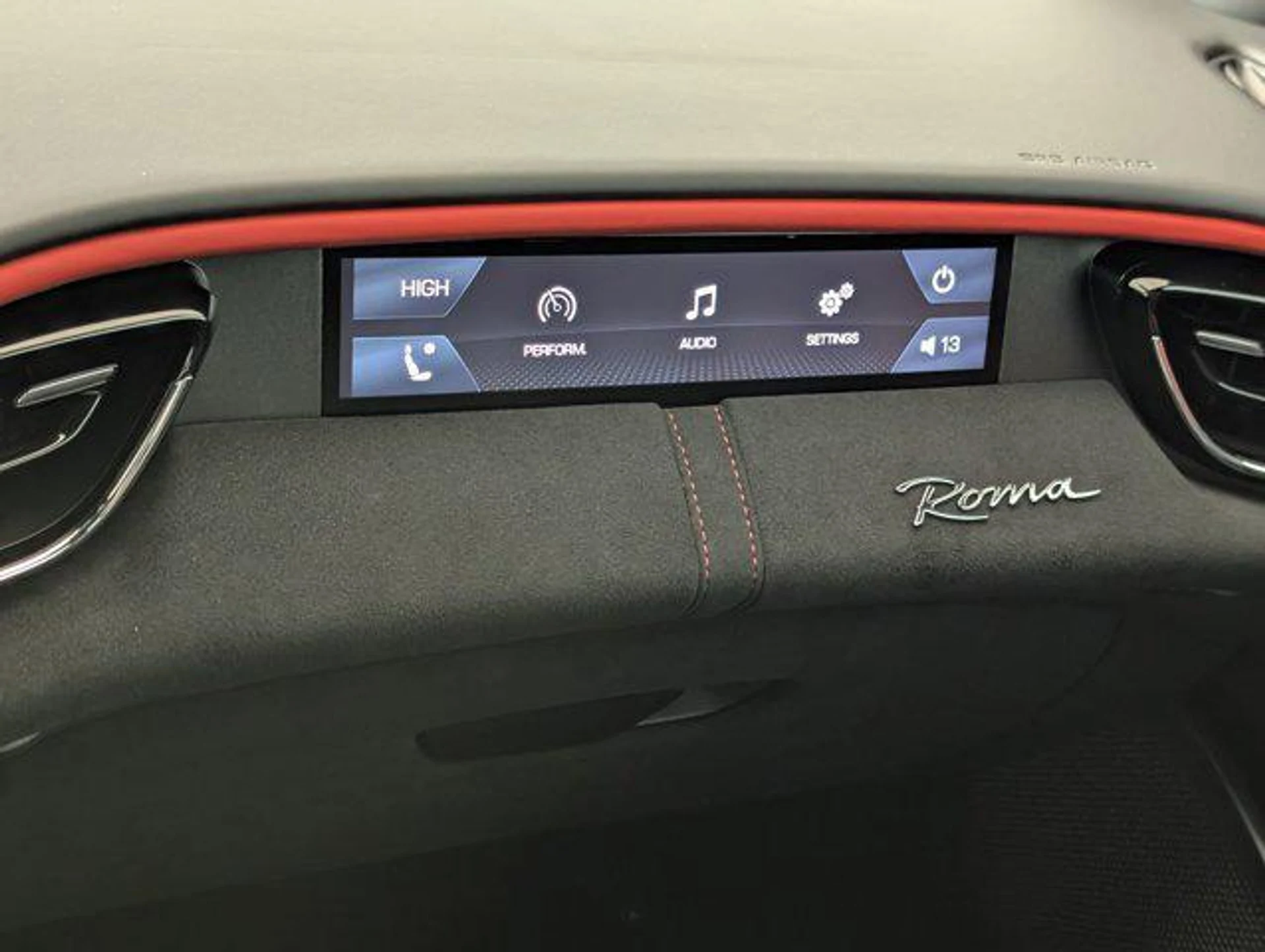 mph021_106433163_ms_P_Zc_ZYO_rch_Rh4_EY_Oh71_R_If_P7s_0f54accd24