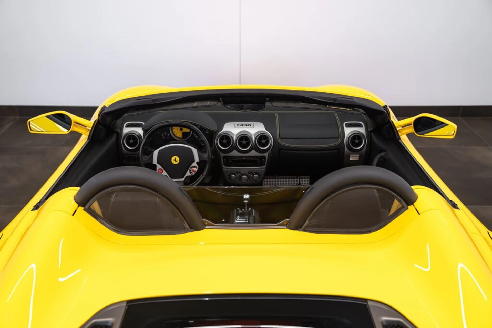 mph021_107593357_ferrari_430_2006_jpg_v_1773863537_fa9dc33d85