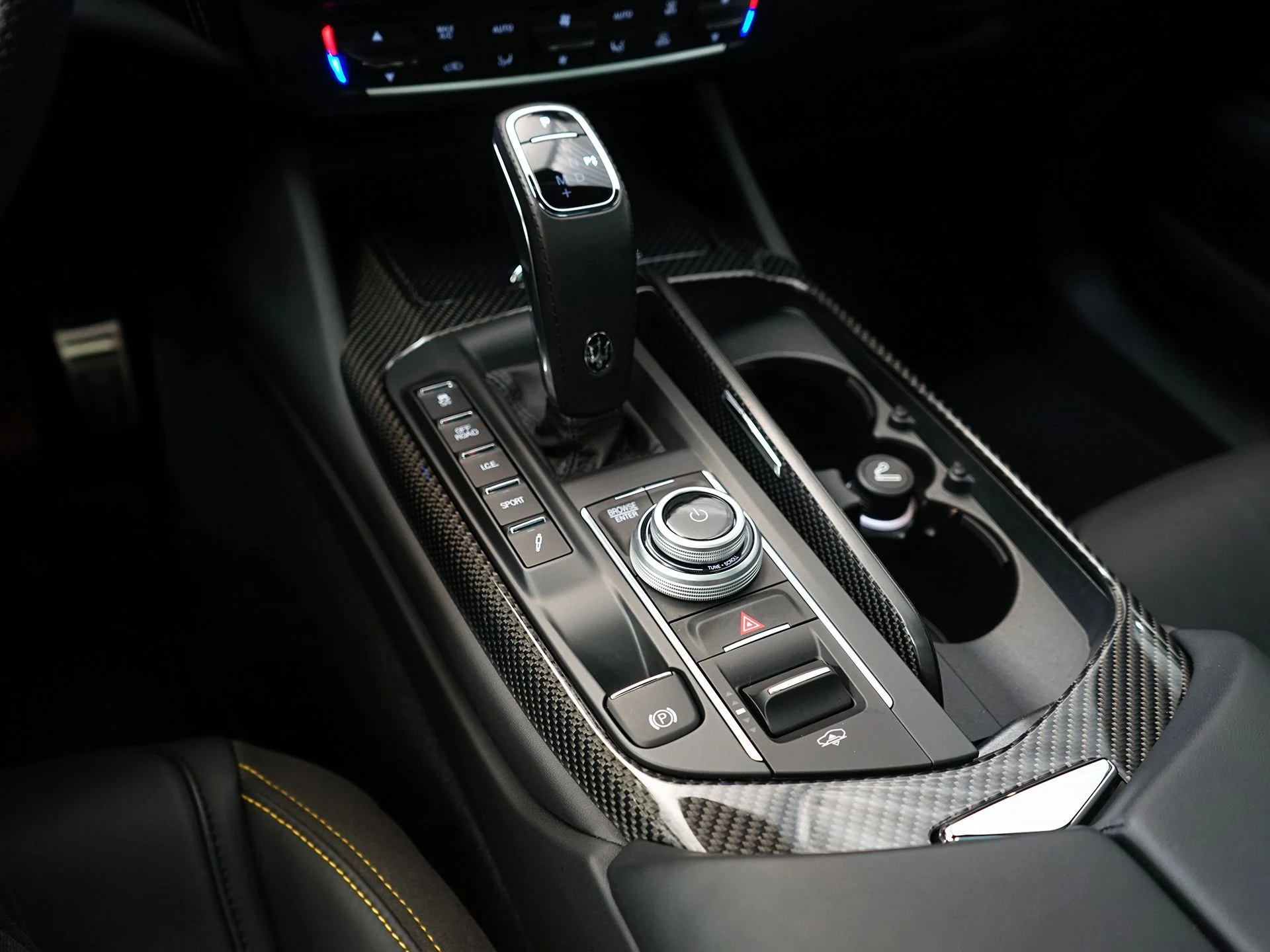 mph021_107834691_0aa7a3e0dffe571d816d1f12684235cdx_680ecedc4d