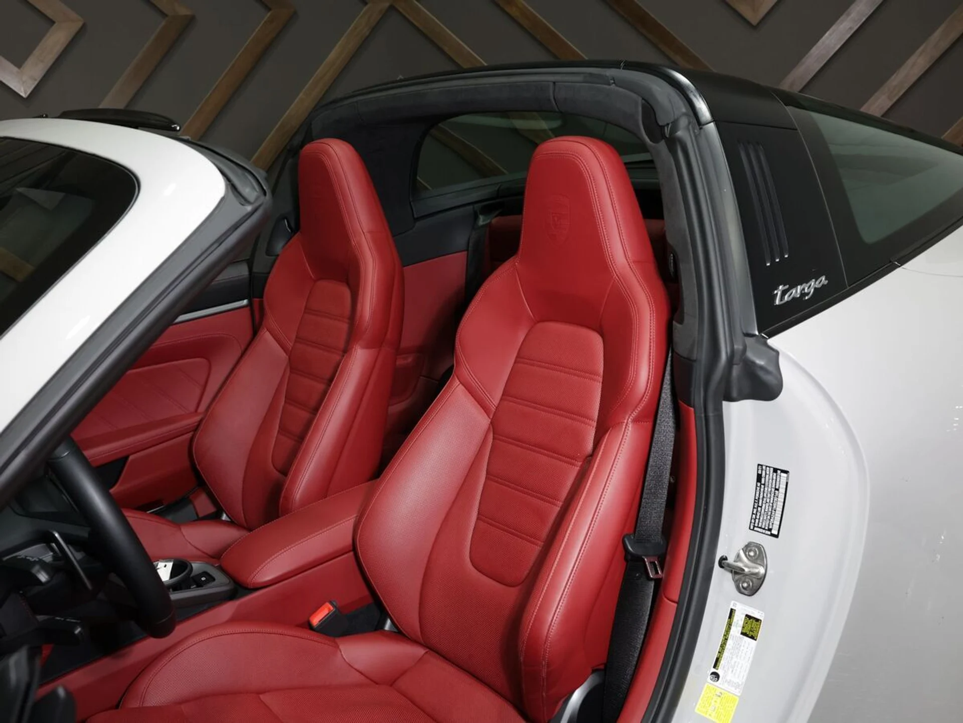 mph021_1083227827_pbze7kawypp2ab279xa8g4yg96s8_c04f3ede4f