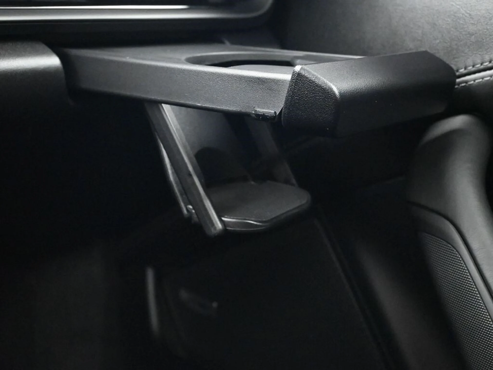 mph021_1086858734_c7003e2403aec0aeddb4fb1c527f9f44x_abaaa9725b