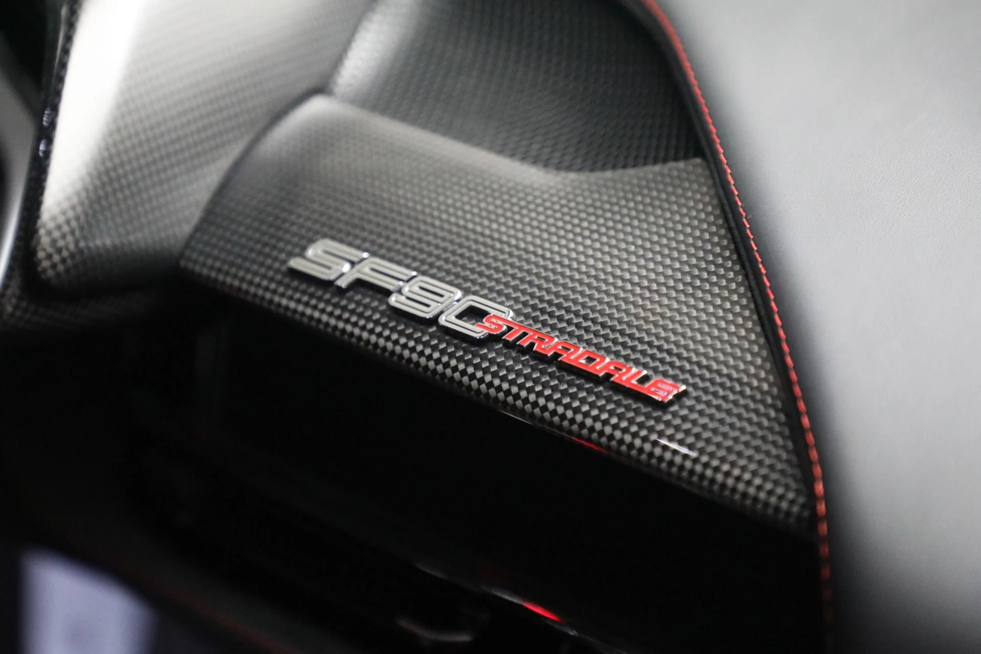 mph021_1090356456_Used_2023_Ferrari_SF_90_Stradale_5985b202b4