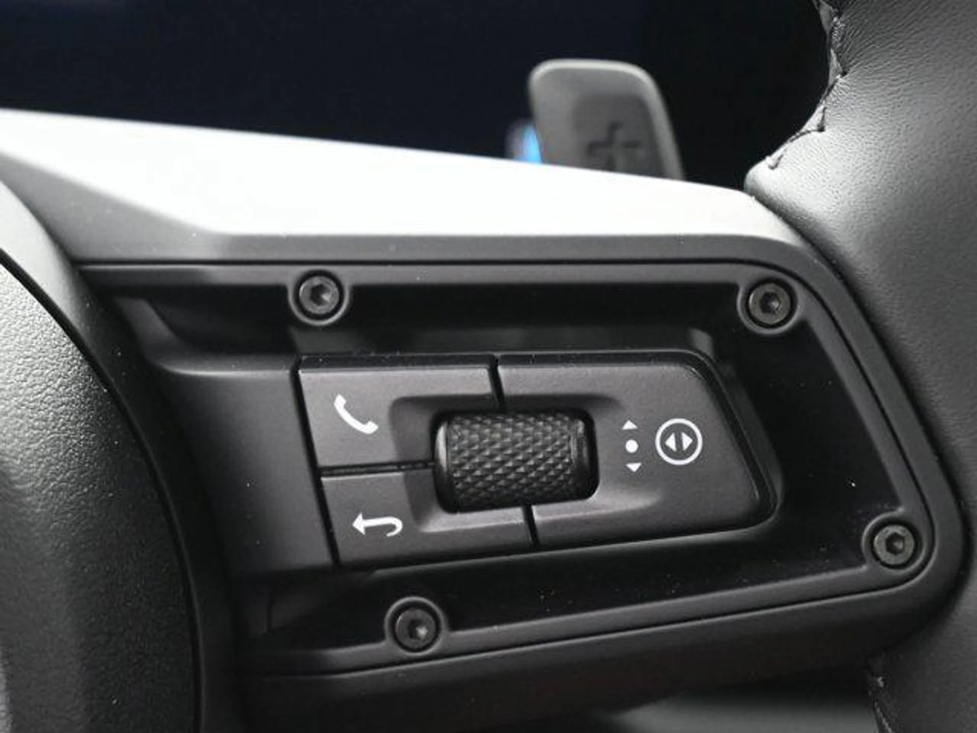 mph021_1100363797_Js_OC_Nsn_Haol6_D_Xbenwww_O4_U_Pc4_a7e1f391a1