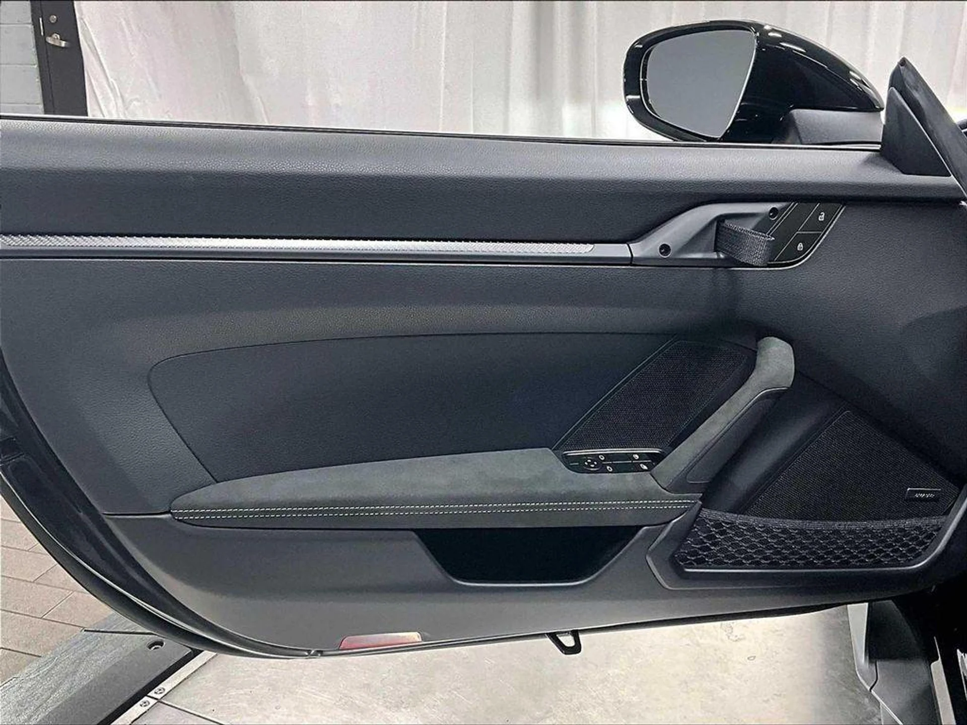 mph021_1111707118_3_Wv_J_Ub_C9_Ud_L1_Qtji_Rgc_Y_Oj_Srs_EI_6f060d6098