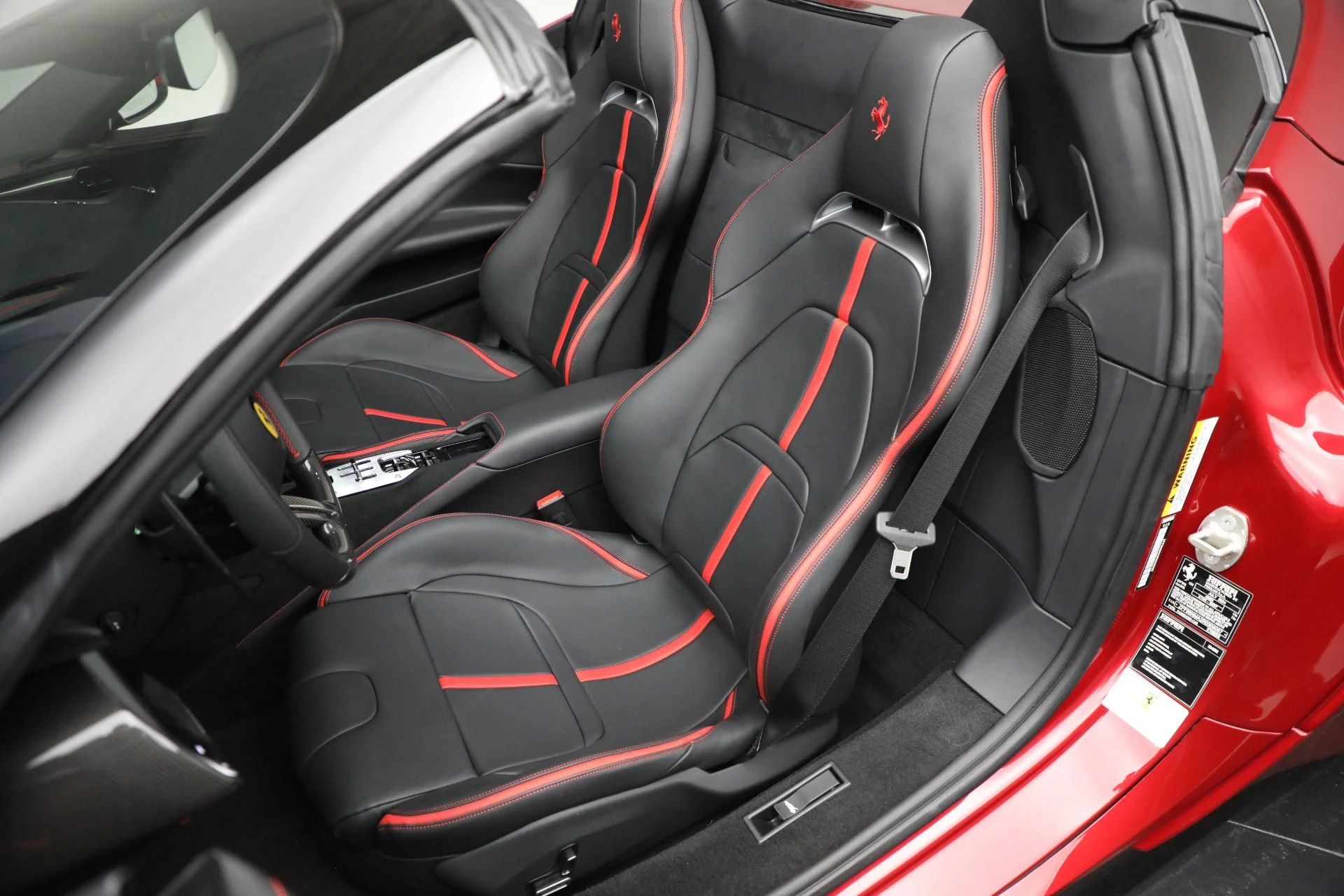 mph021_1114151770_Used_2024_Ferrari_SF_90_Spider_1737993518_cc4221b1eb